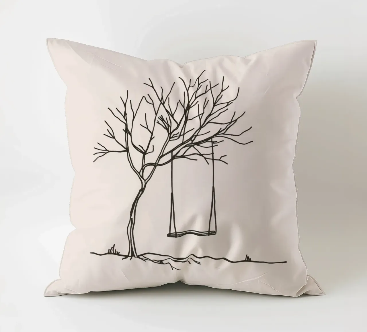Altalena appesa a un albero spoglio in un paesaggio tranquillo cuscino da DesignDoodle