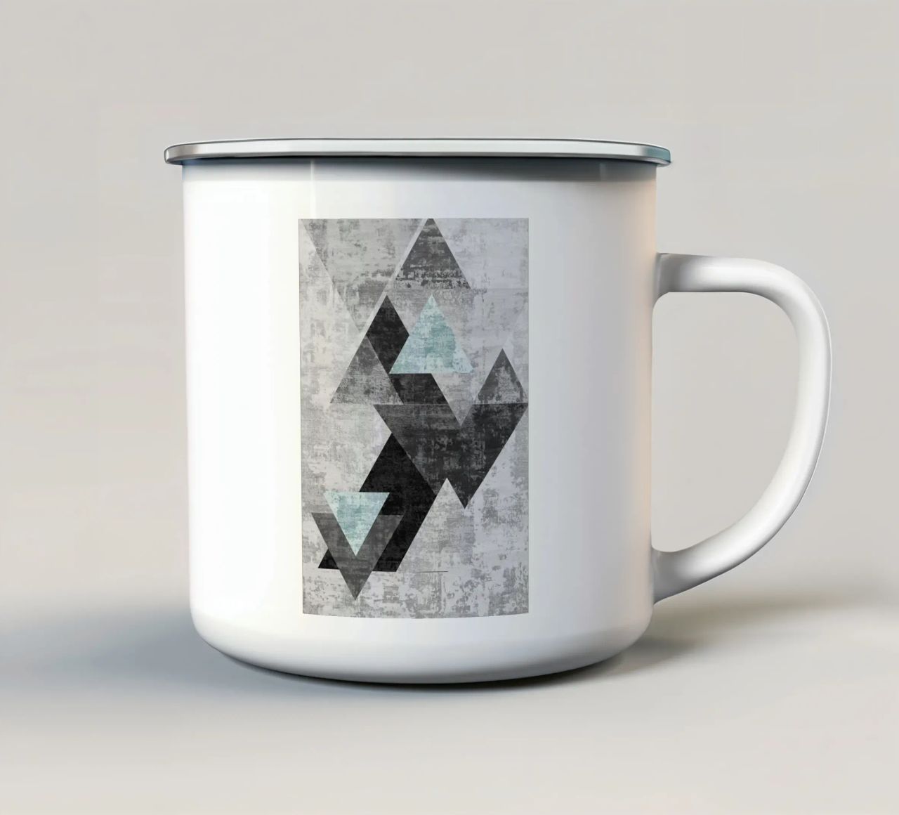 abstract geometric overlapping triangles tazza in smalto da vintageshop