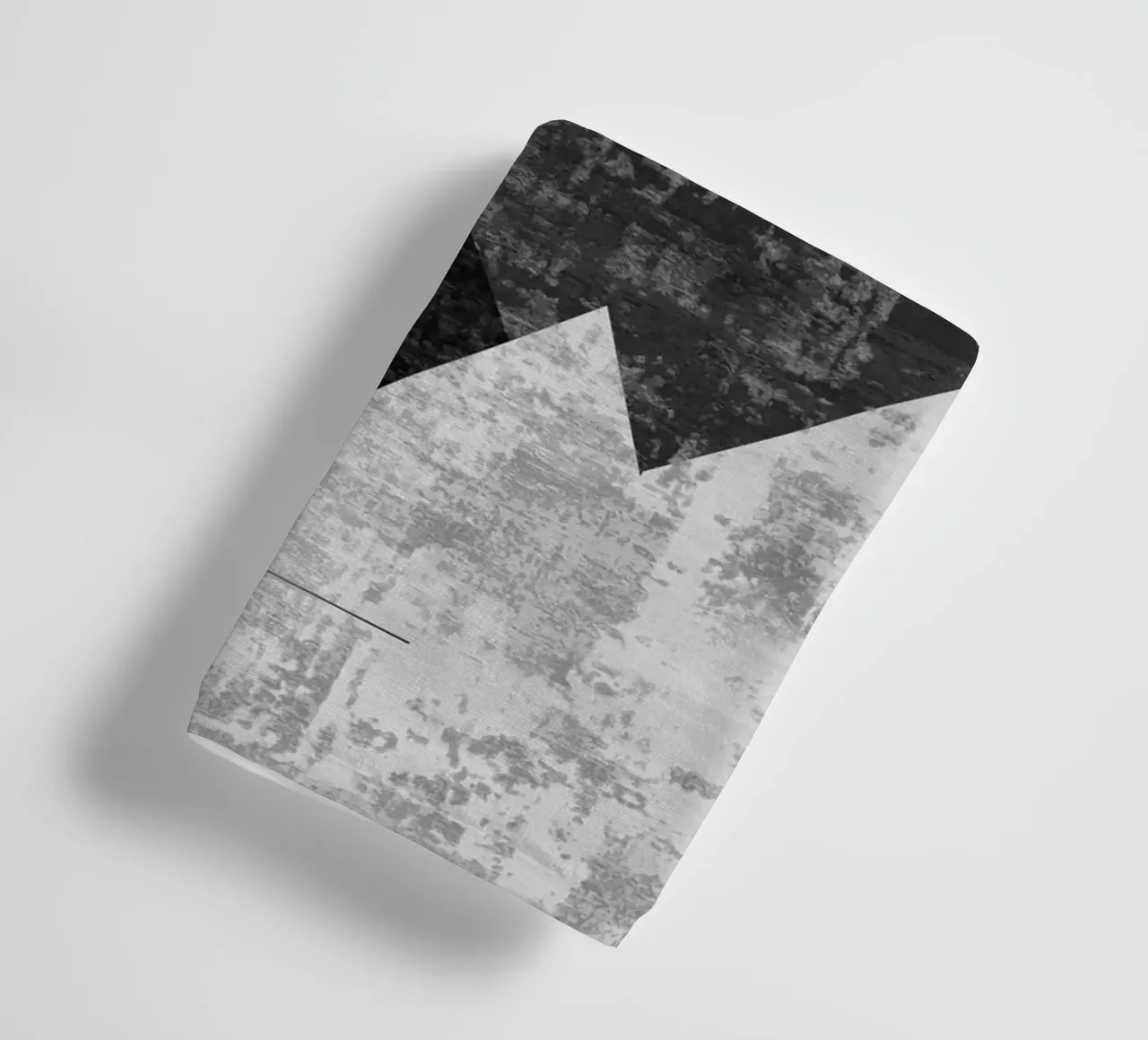 abstract geometric overlapping triangles serviette de bain de vintageshop