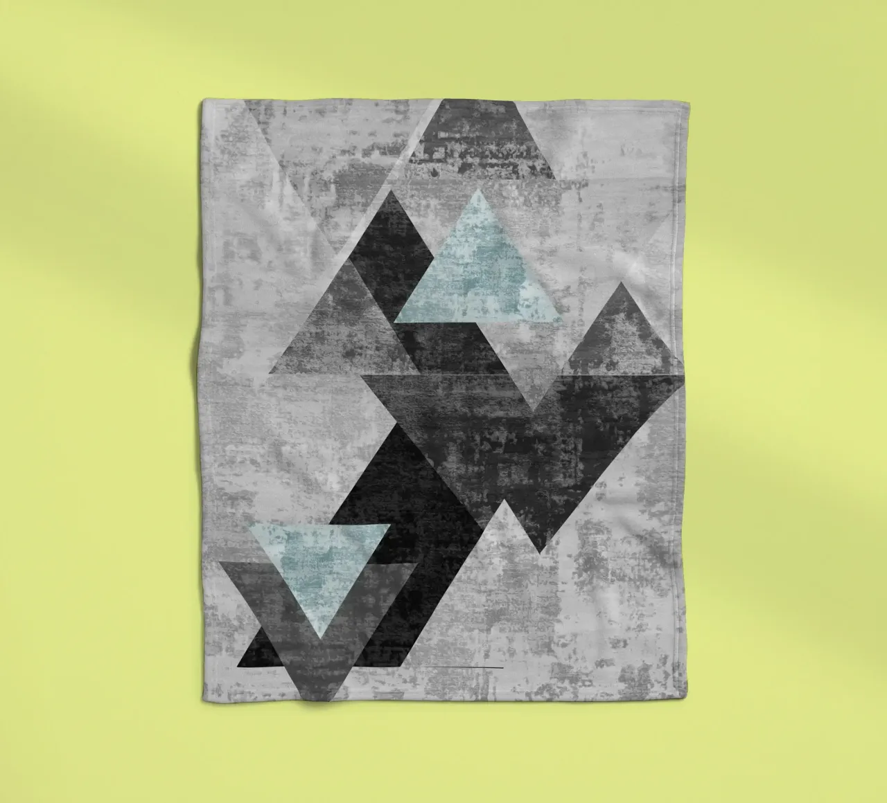 abstract geometric overlapping triangles Fleecedecke von vintageshop