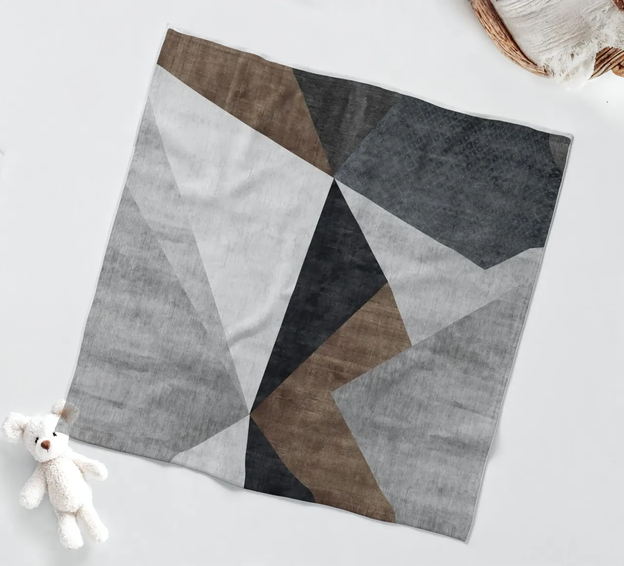 abstract geometric shapes coperta in pile da vintageshop