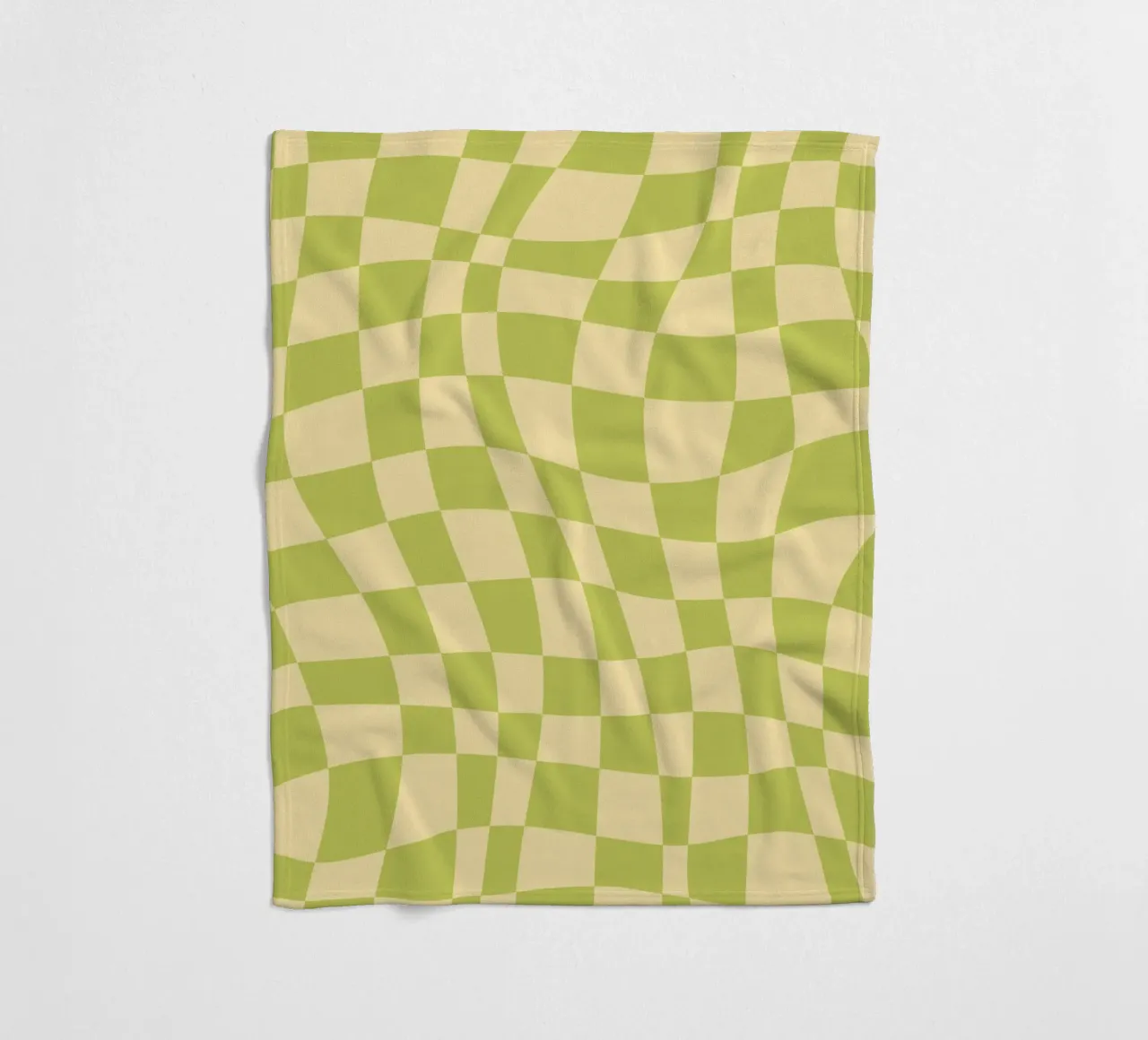 Scacchiera ondulata color chartreuse e beige coperta in pile da Little Dean