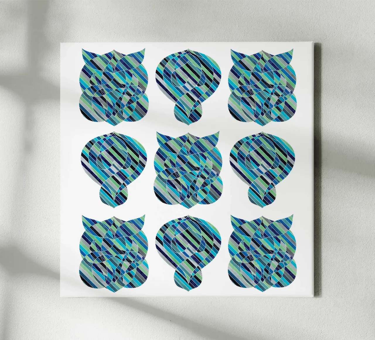 Blauwe bloemen canvas met Baklijst van Pintilina