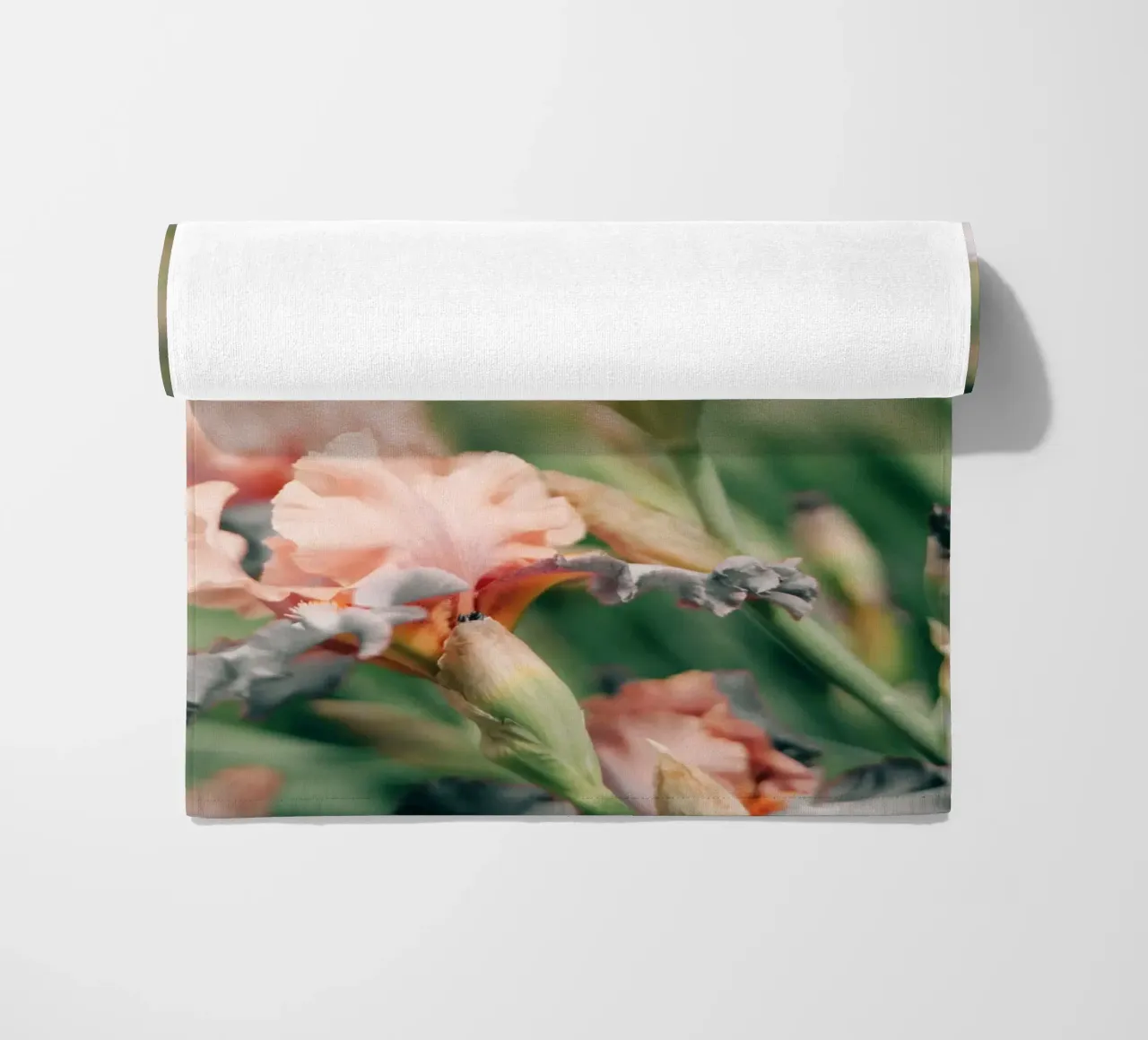 iris flowers telo mare da Earthly Visions