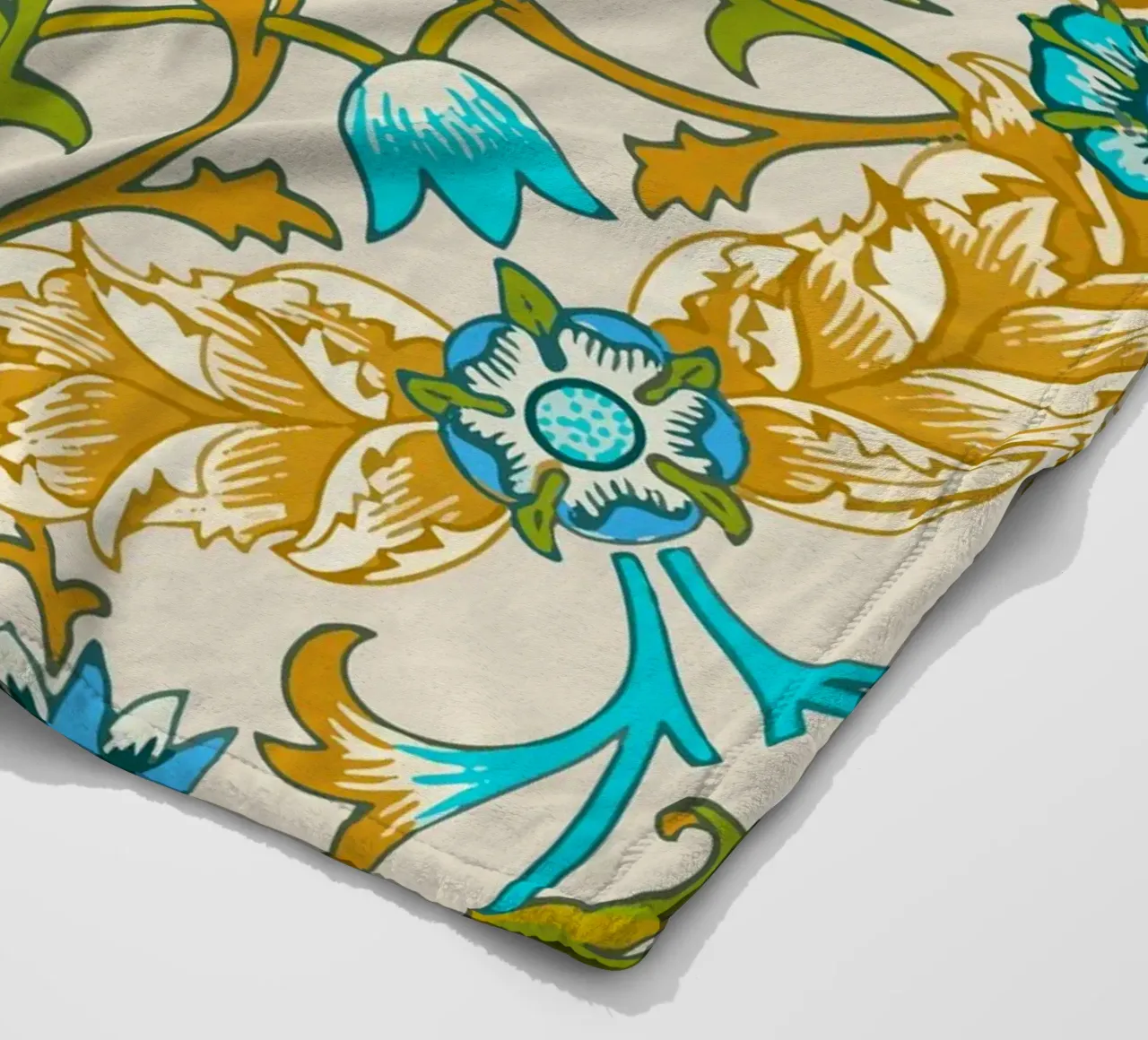 Modello di ornamento floreale d'epoca - Arti e Mestieri Blu e Oro coperta in pile da ClubArt