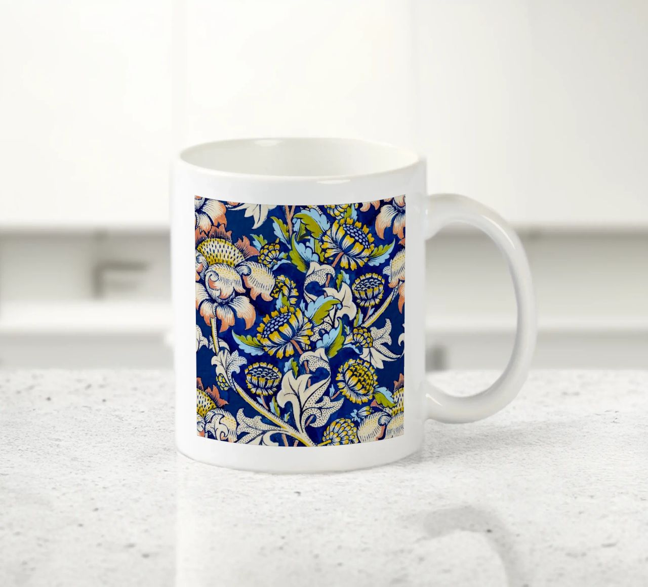 William Morris Floral Pattern - Art Nouveau Bleu & Jaune mug en céramique de ClubArt