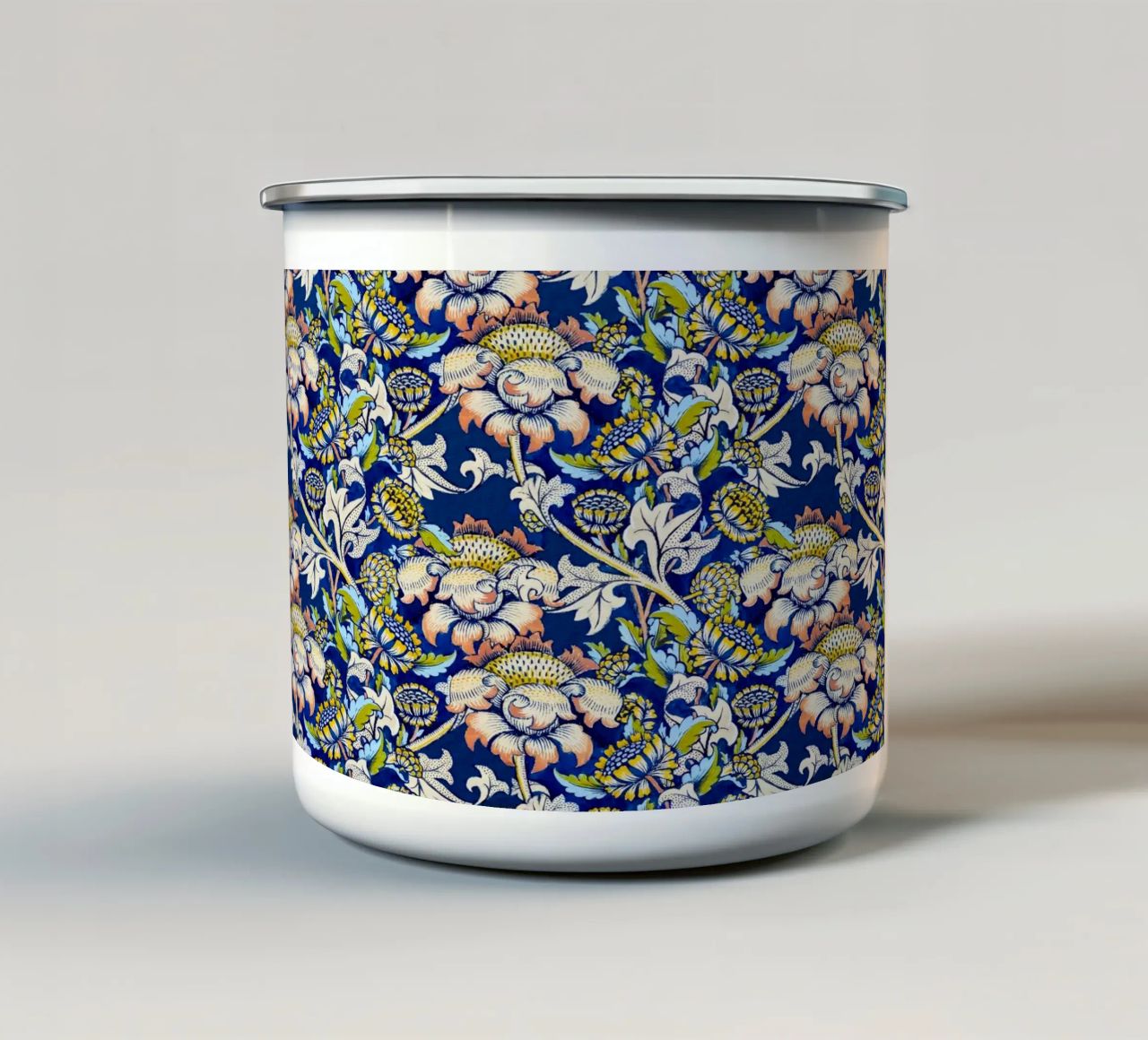 William Morris Floral Pattern - Art Nouveau Bleu & Jaune mug en émail de ClubArt
