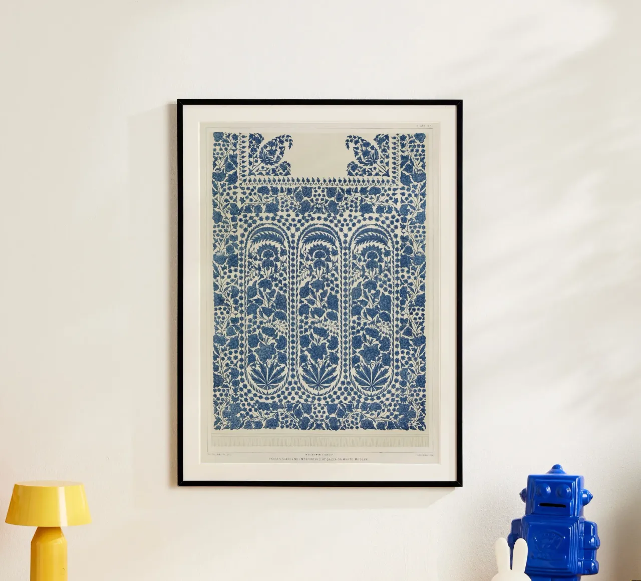Digby Wyatt: Fine sciarpa indiana - Arte tessile blu vittoriana ( poster con telaio in plastica da ClubArt