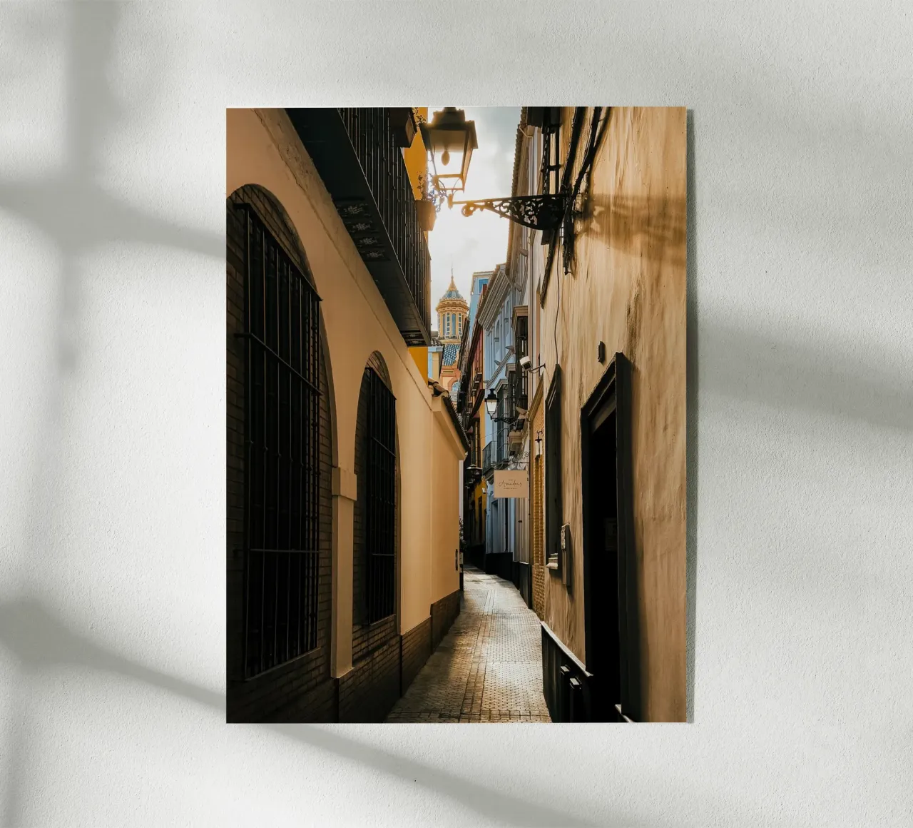 Un vicolo stretto a Siviglia plexiglass da Thilo Grøsch