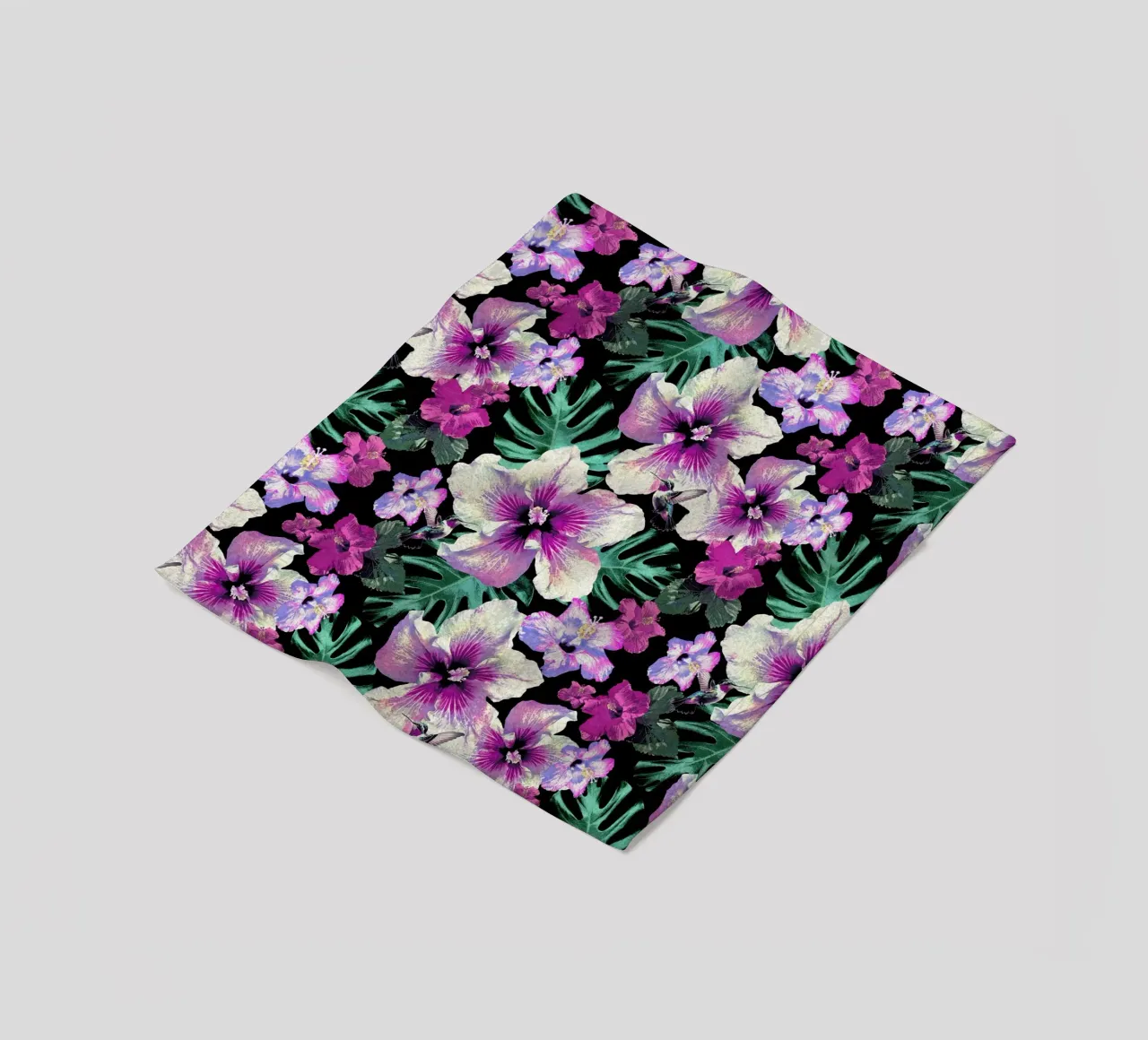 Ibisco colibrì coperta in pile da Nina May Design Studio