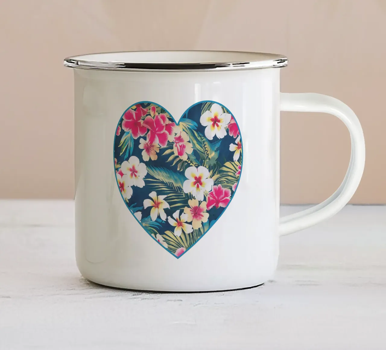 Cuore Aloha tazza in smalto da Nina May Design Studio