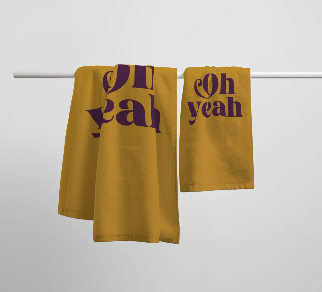 Oh Yeah Mustard badhanddoek van Trabolt Design