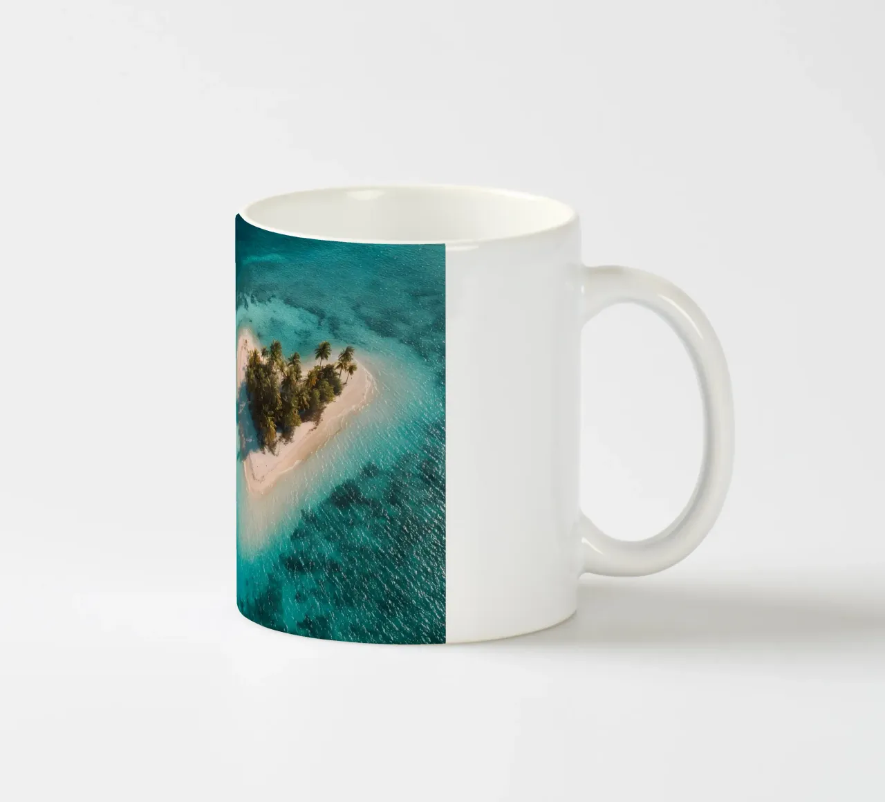 Un cuore per i mari del sud tazza in ceramica da M-Ulrich-Digital Art
