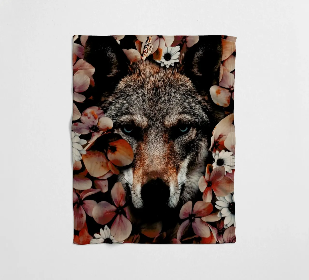 Wolf Fleecedecke von Wouter Rikken