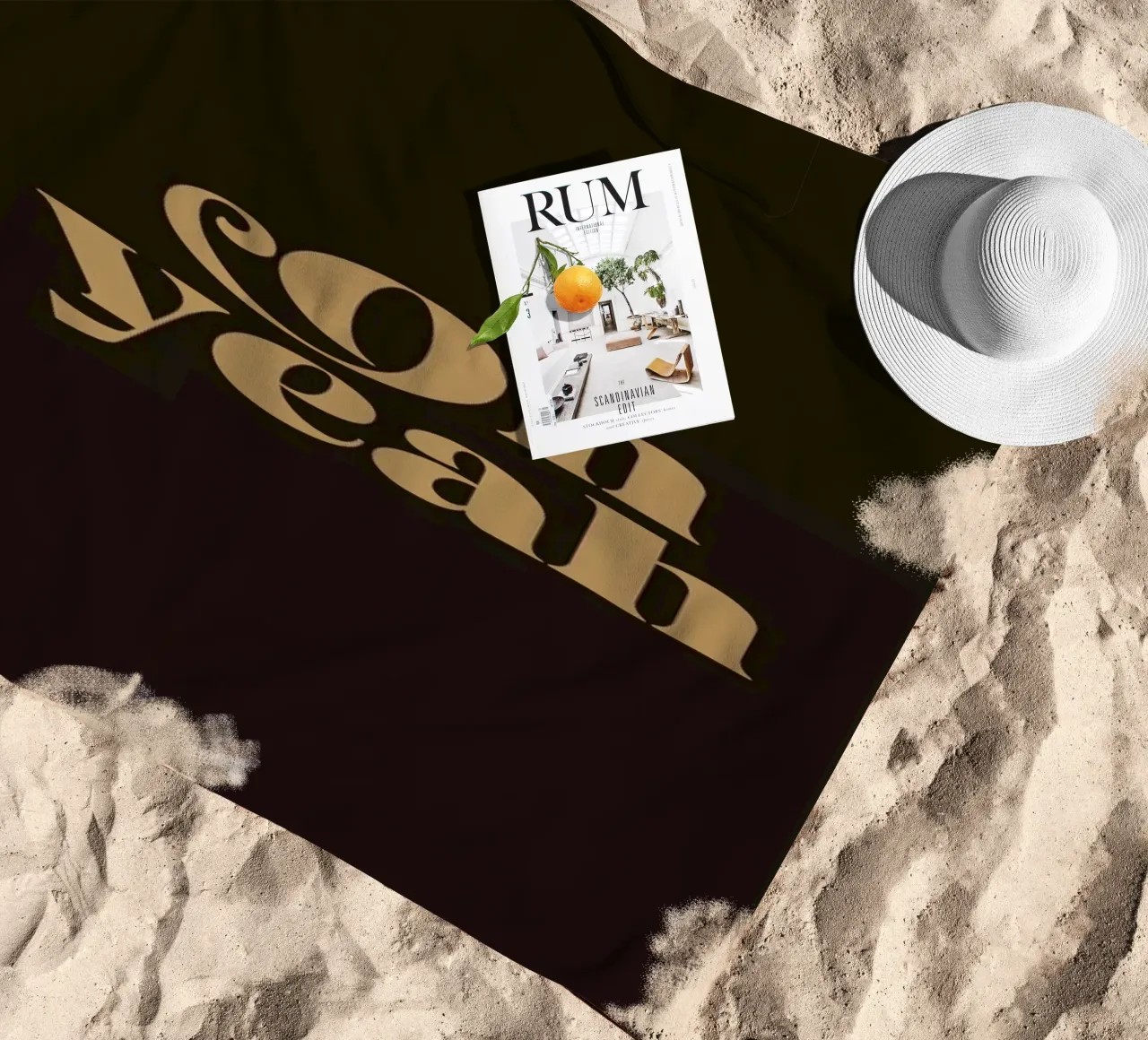 Oh Yeah Brown Strandtuch von Trabolt Design