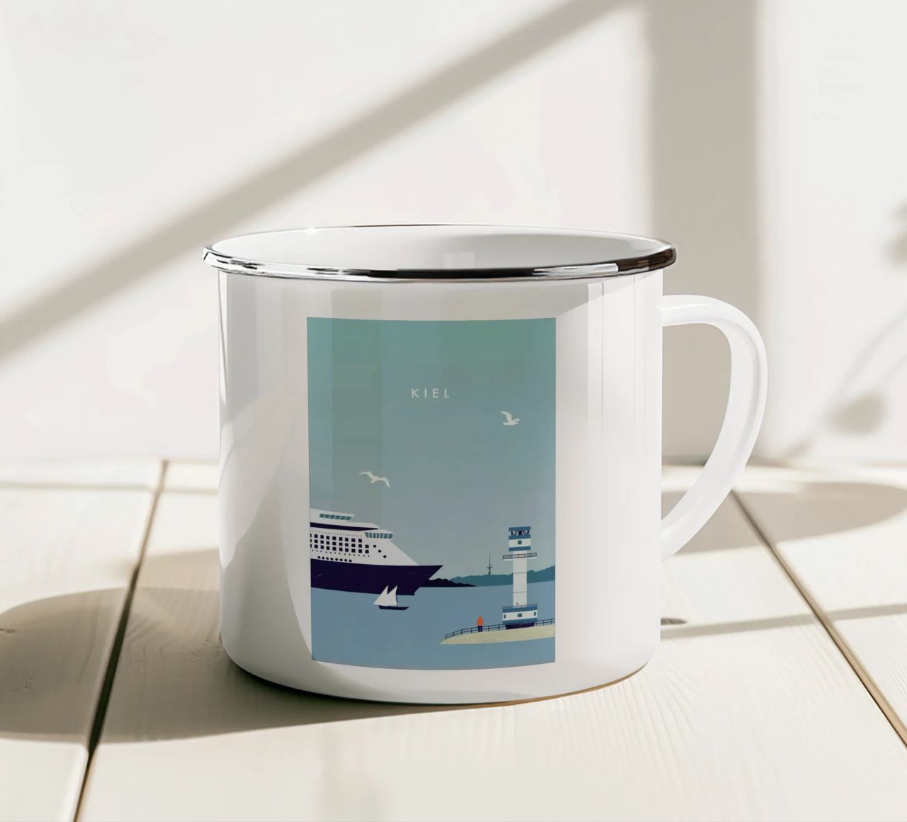Kiel tazza in smalto da Katinka Reinke