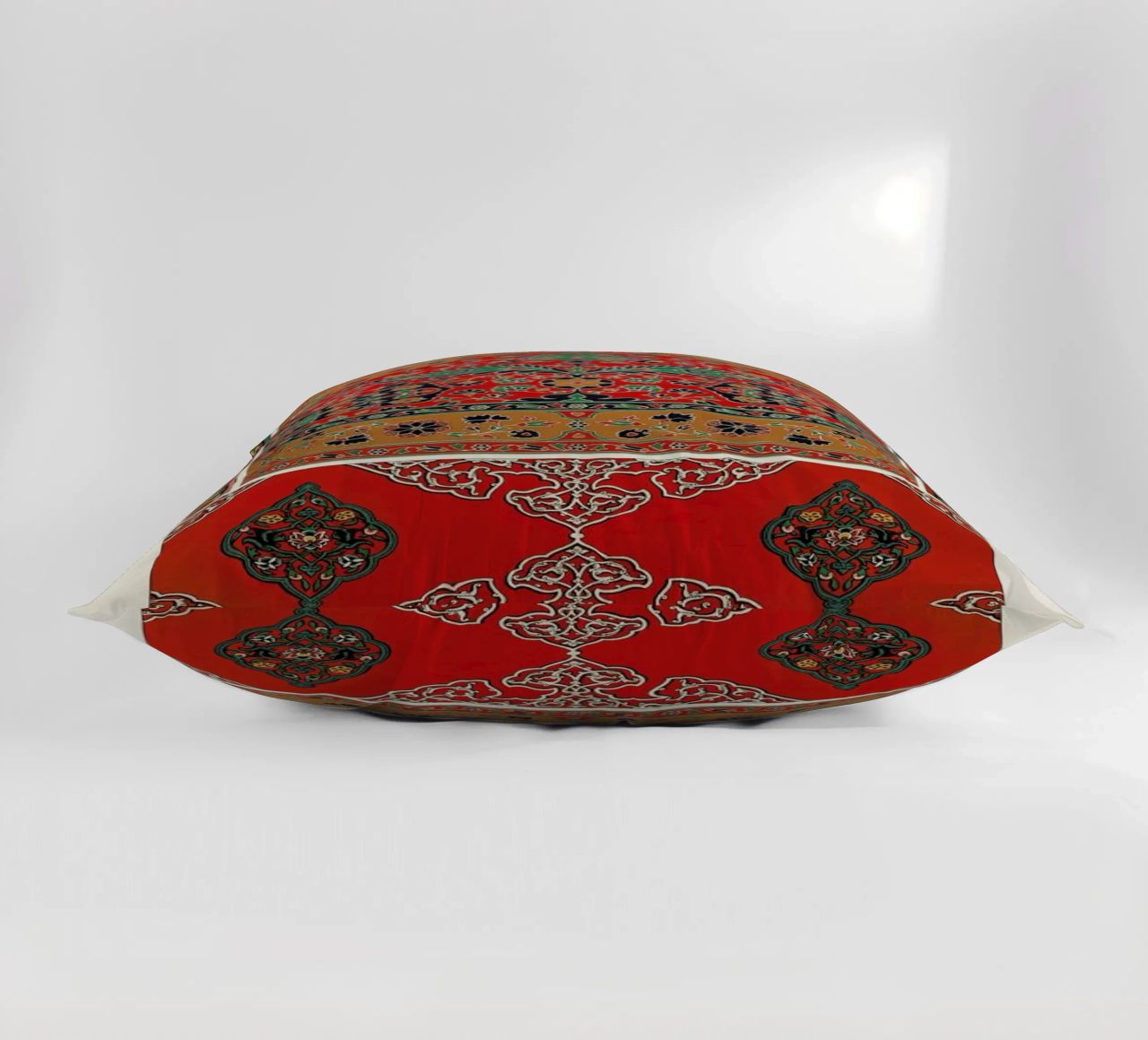 Racinet -  Indo-Persian Ornamental Pattern III coussin de Vintage by JUNIQE