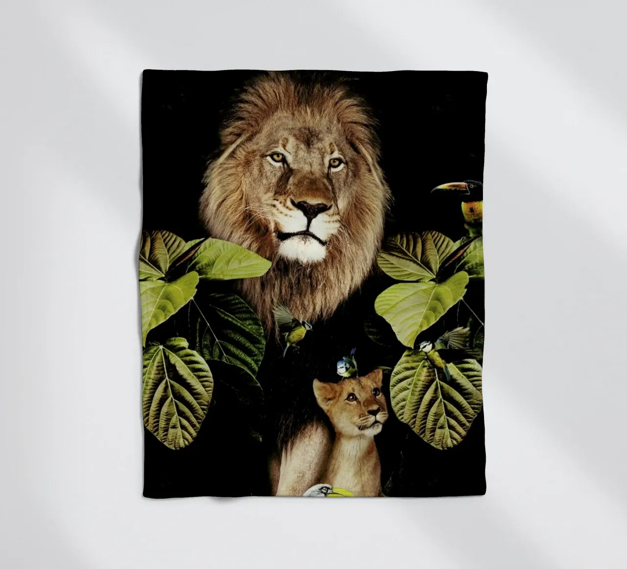 Lion And Cub 2 coperta in pile da Wouter Rikken