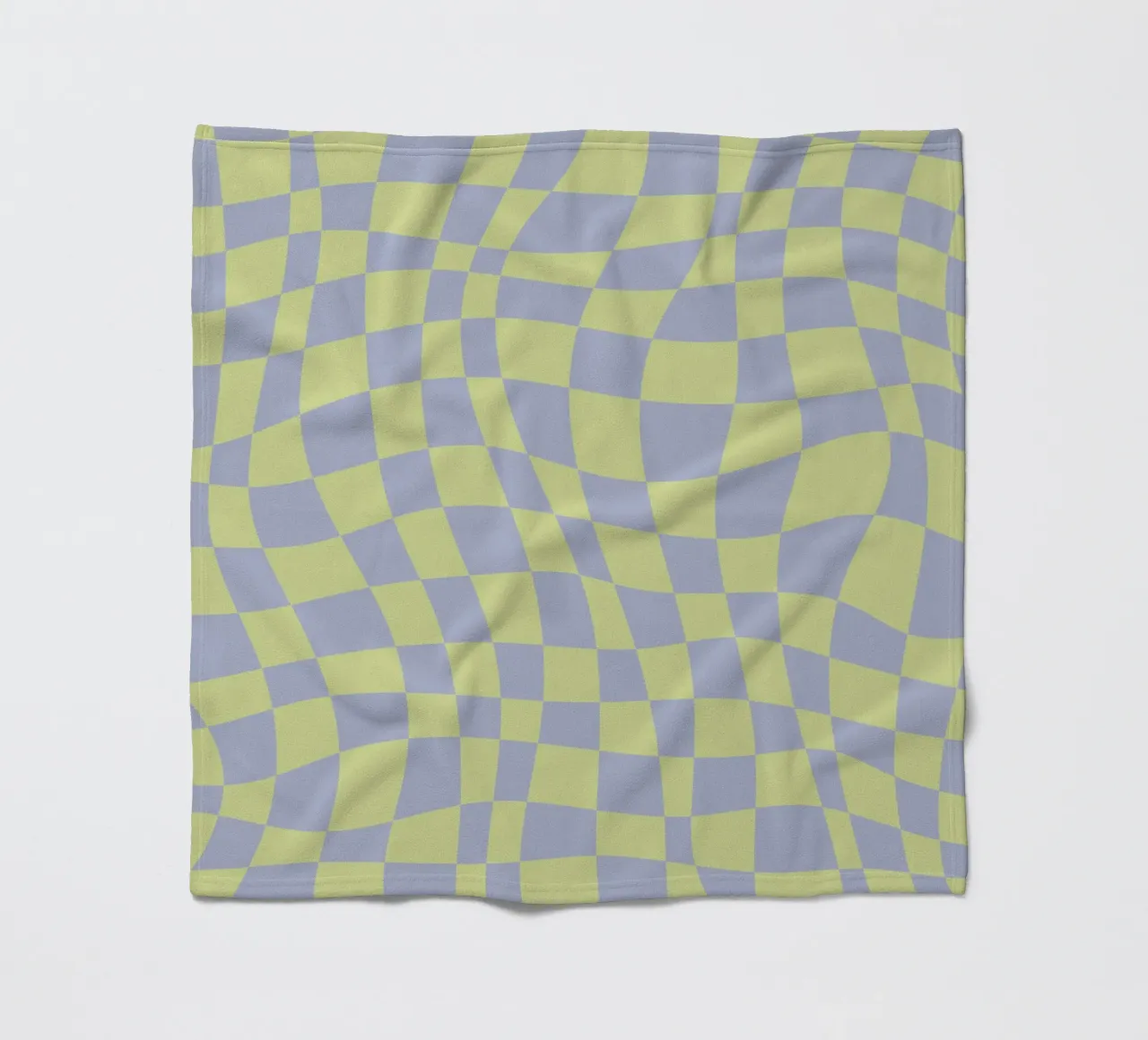 Scacchiera ondulata color chartreuse e beige coperta in pile da Little Dean