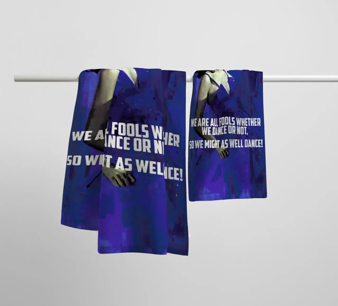 We Are All Fools asciugamano da bagno da Gallery Print and Art Limited