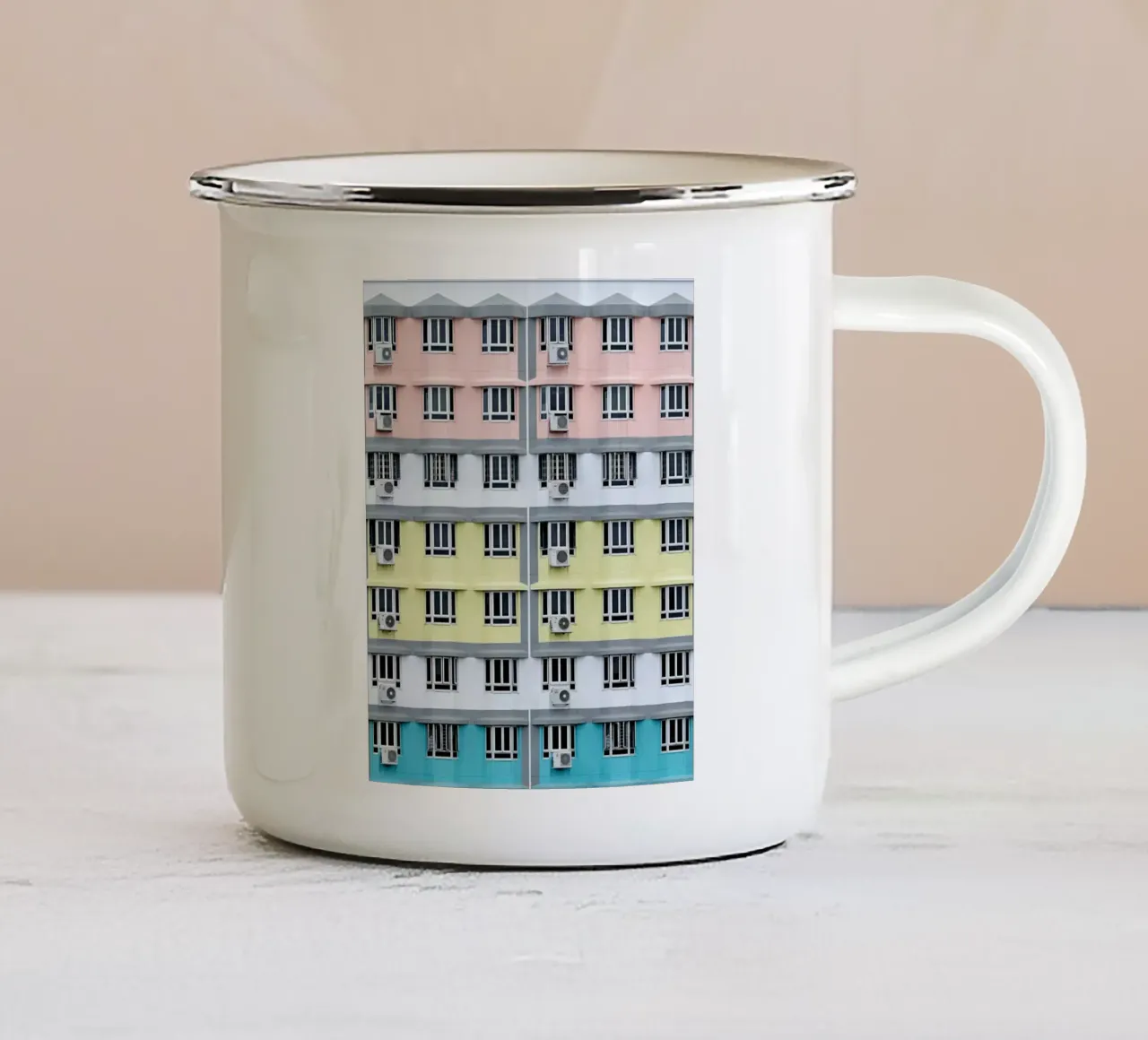 woonbalkons emaille mok van pastel color shape