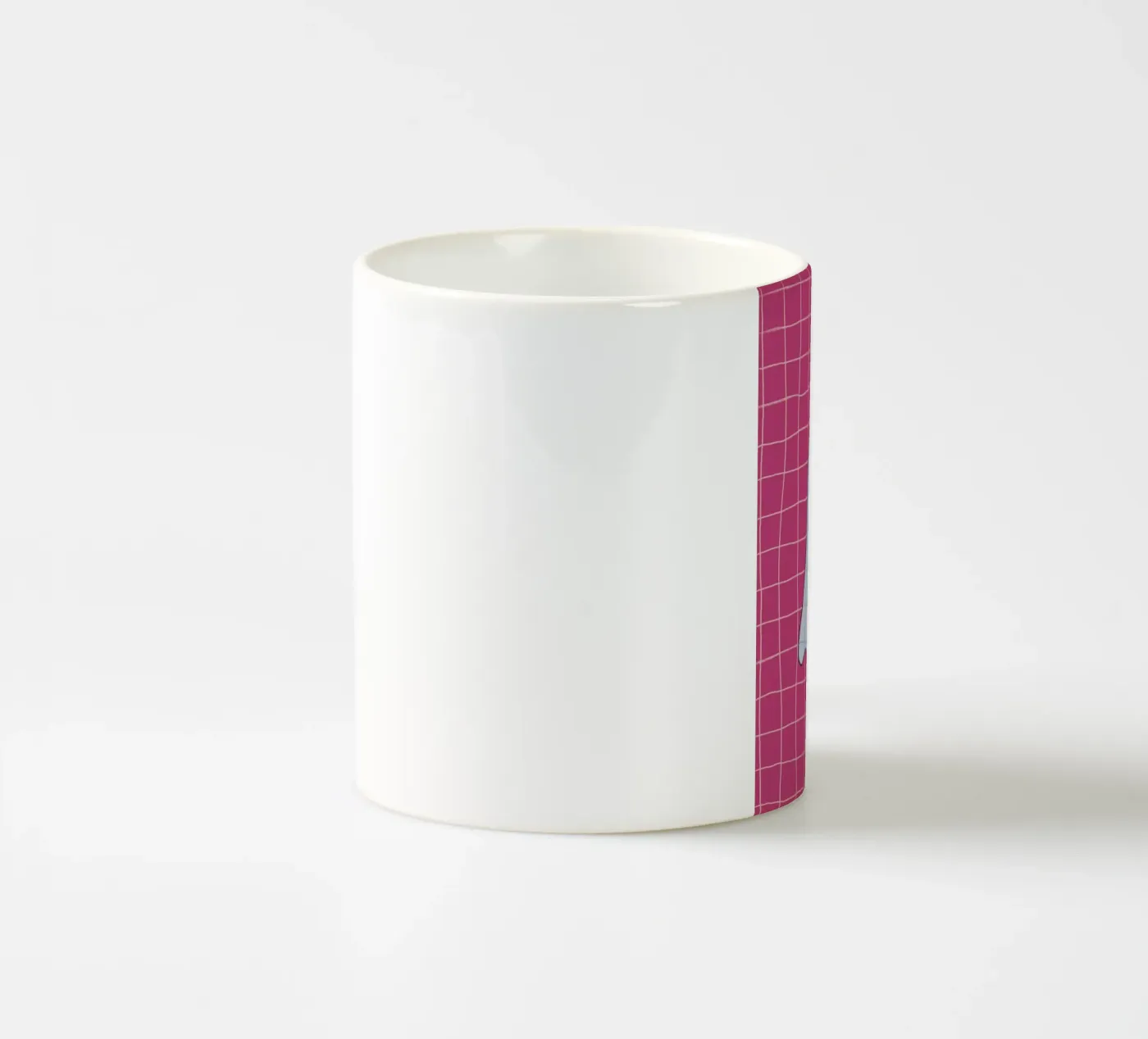 Ghosting ceramic mug by Beeeplan