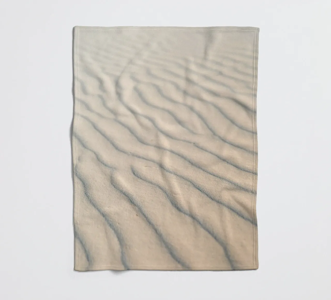 Sonnenlicht auf den schattenspendenden Sand Fleecedecke von life of sands