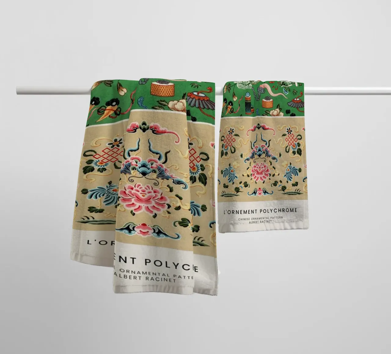 Racinet -  Chinese Ornamental Pattern III asciugamano da bagno da Vintage by JUNIQE