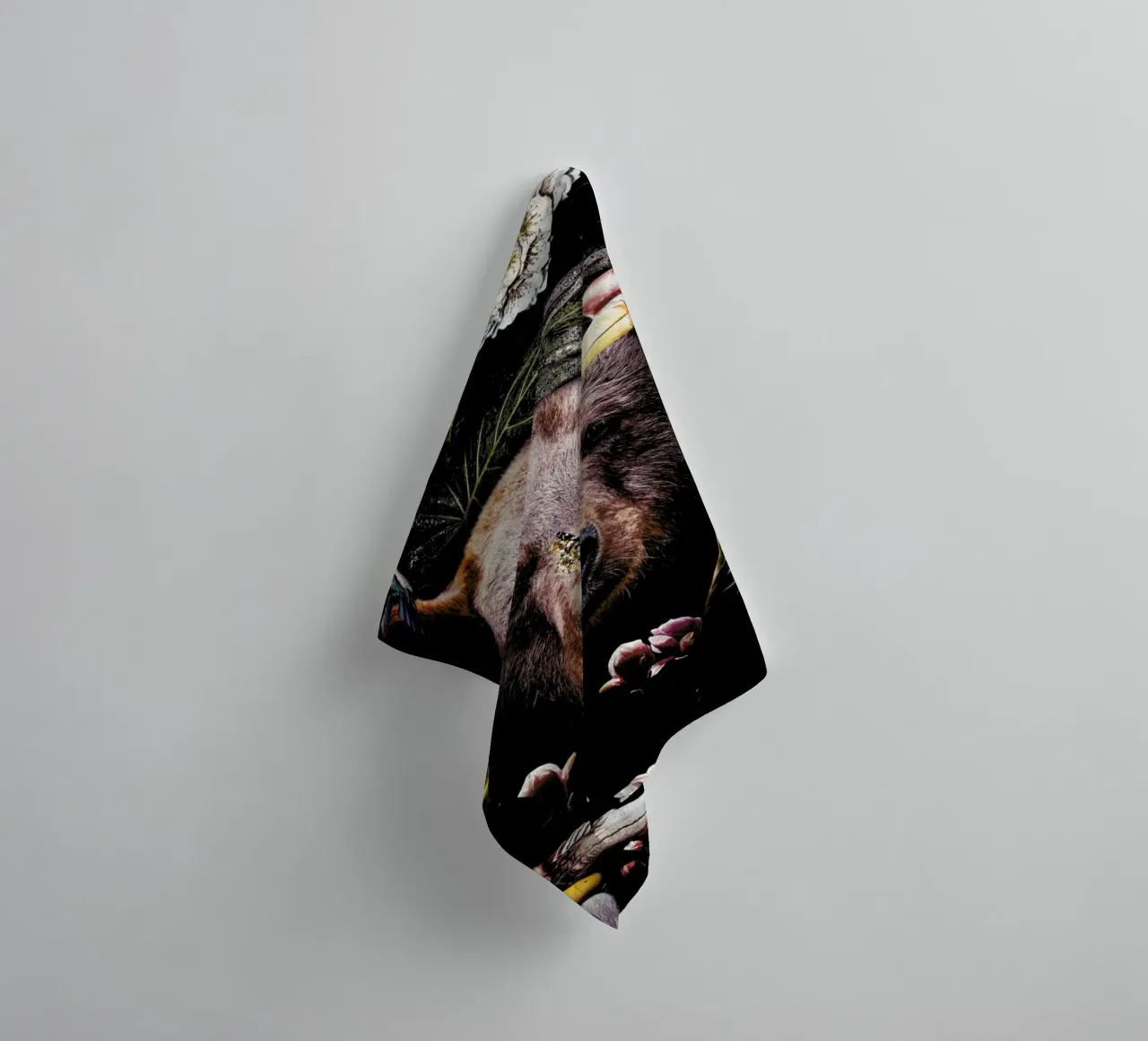 Bear towel by Wouter Rikken