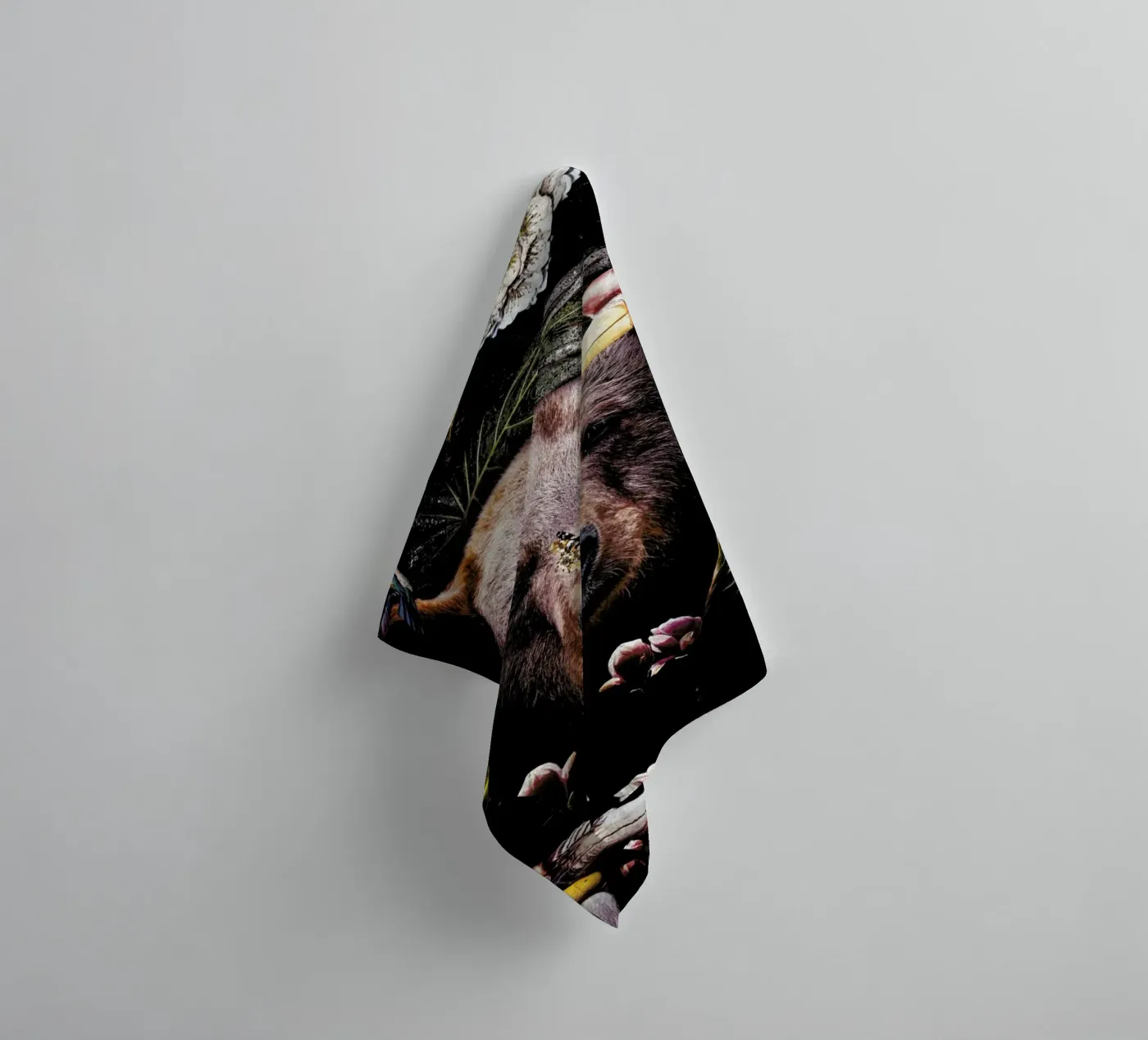Bear towel by Wouter Rikken