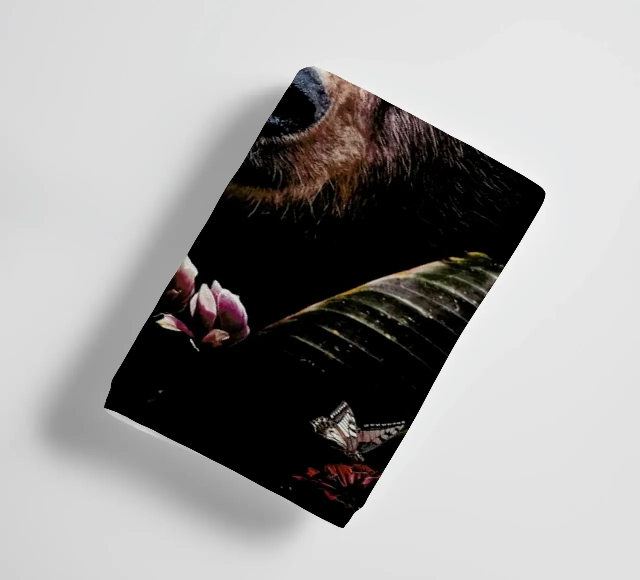 Bear towel by Wouter Rikken
