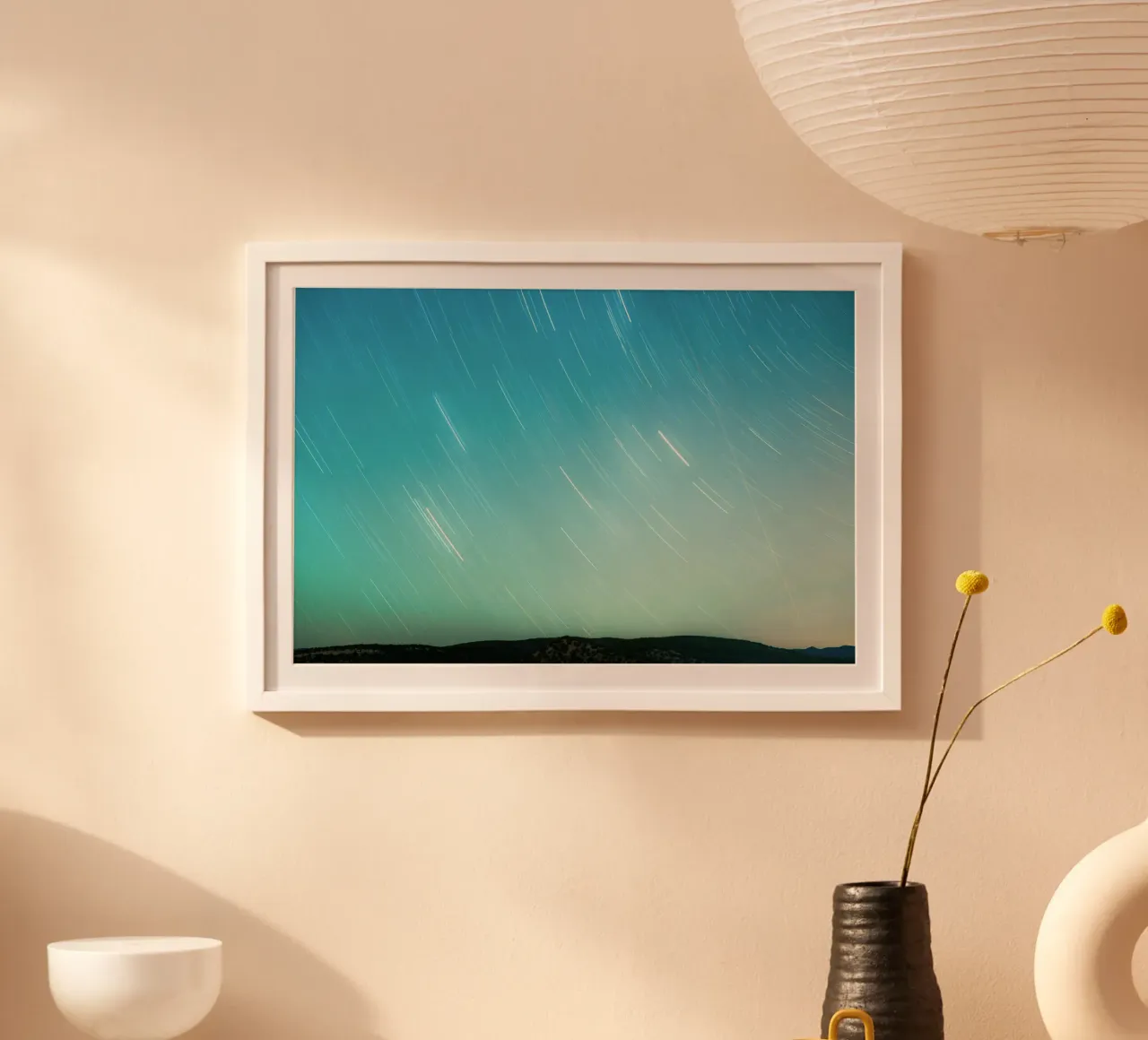 traînées d'étoiles ciel nocturne étoilé poster avec cadre en aluminium de space words