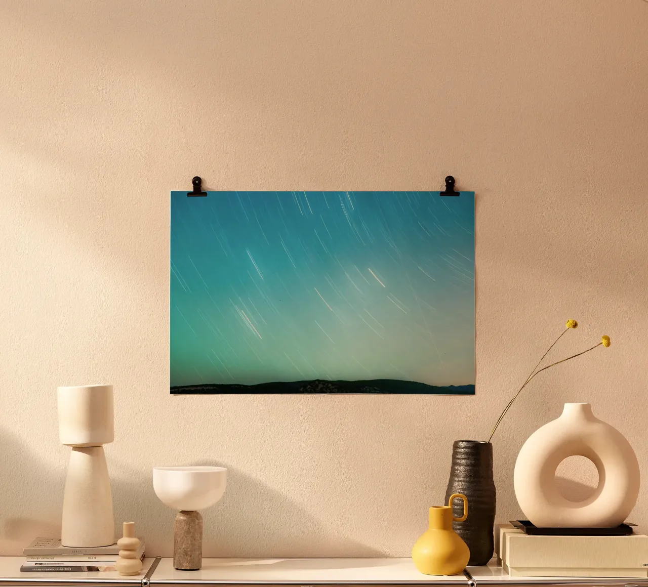 traînées d'étoiles ciel nocturne étoilé poster avec cadre en aluminium de space words