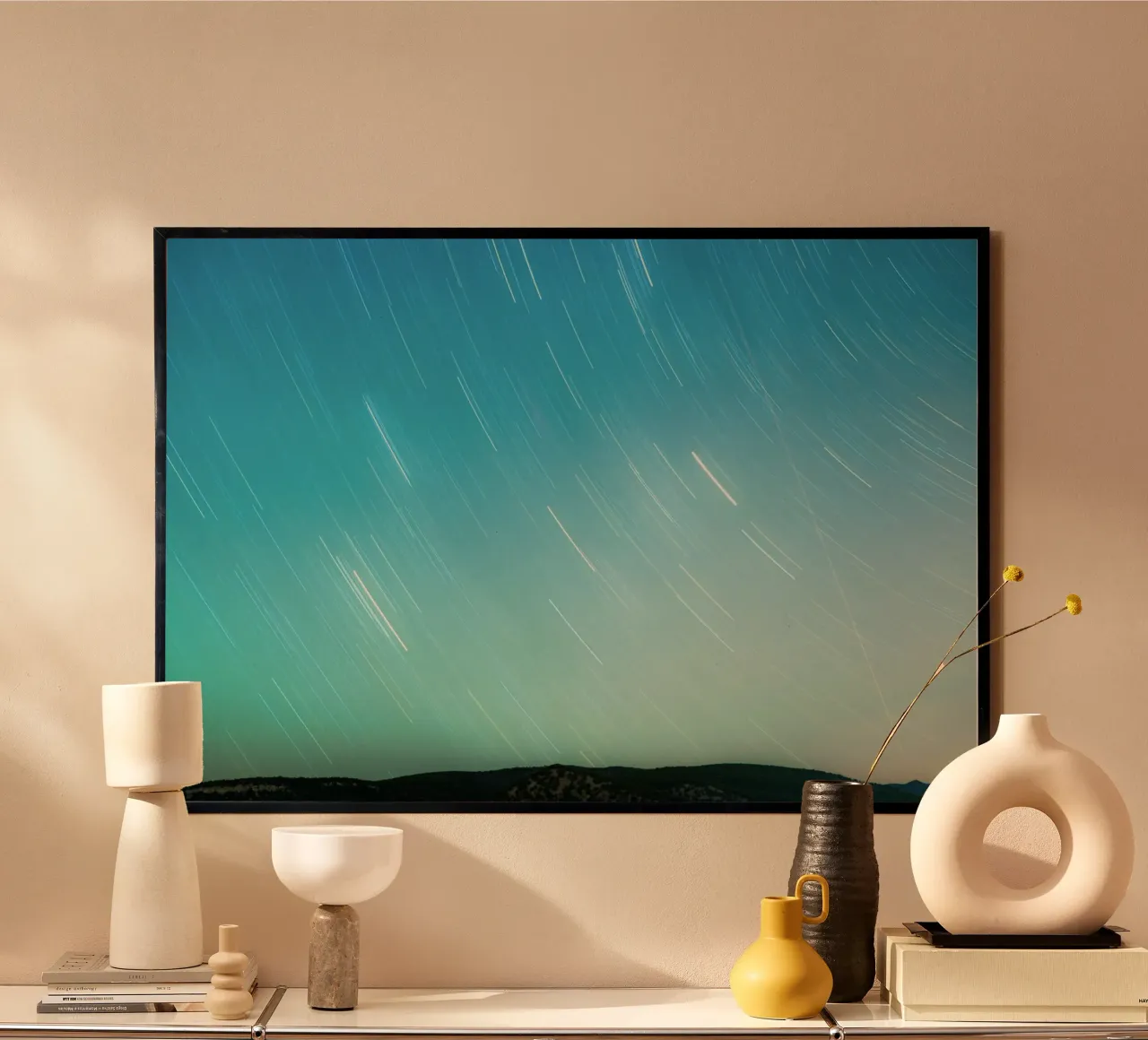 traînées d'étoiles ciel nocturne étoilé poster avec cadre en aluminium de space words