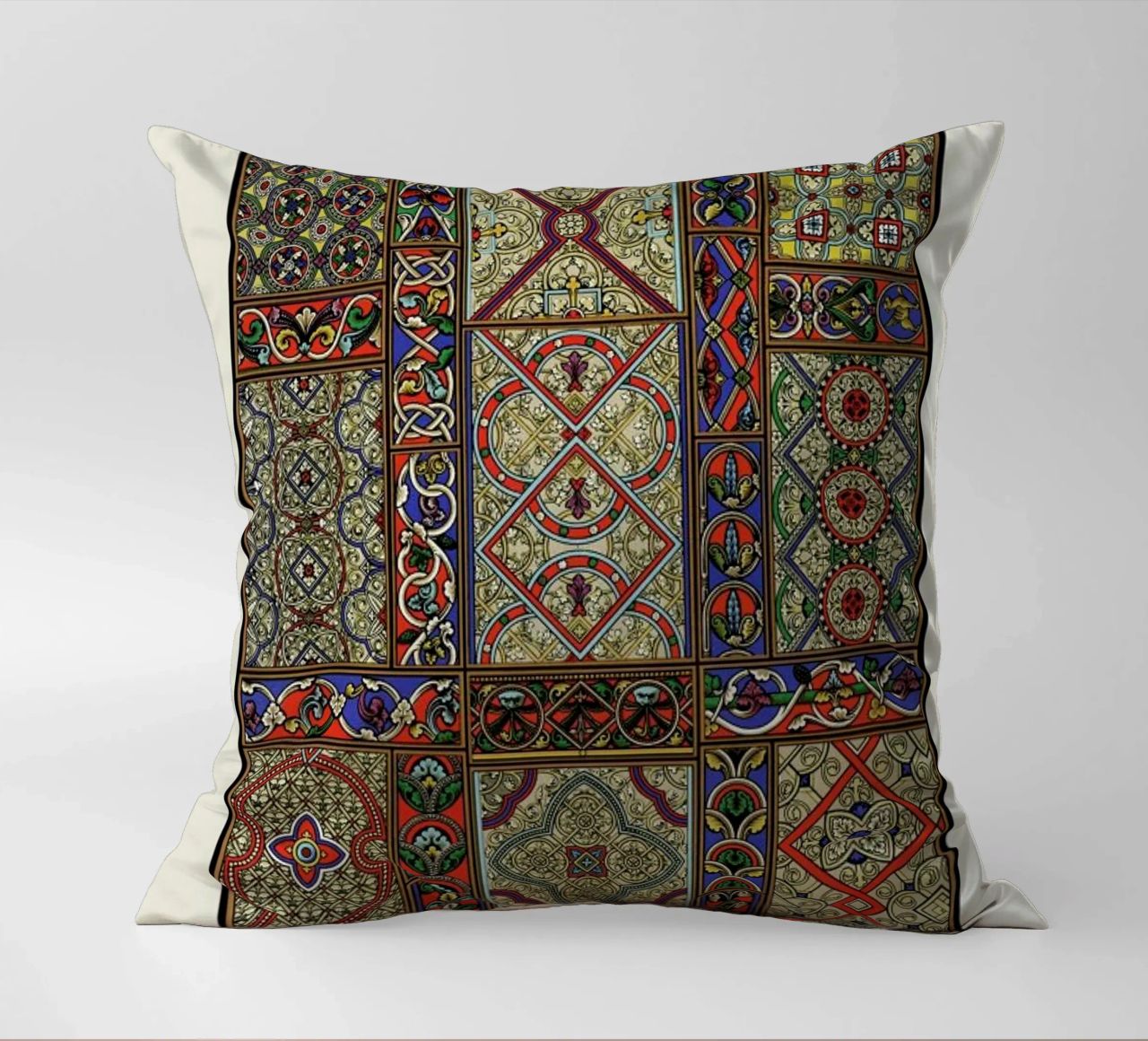 Racinet -  Medieval  Ornamental Pattern II coussin de Vintage by JUNIQE