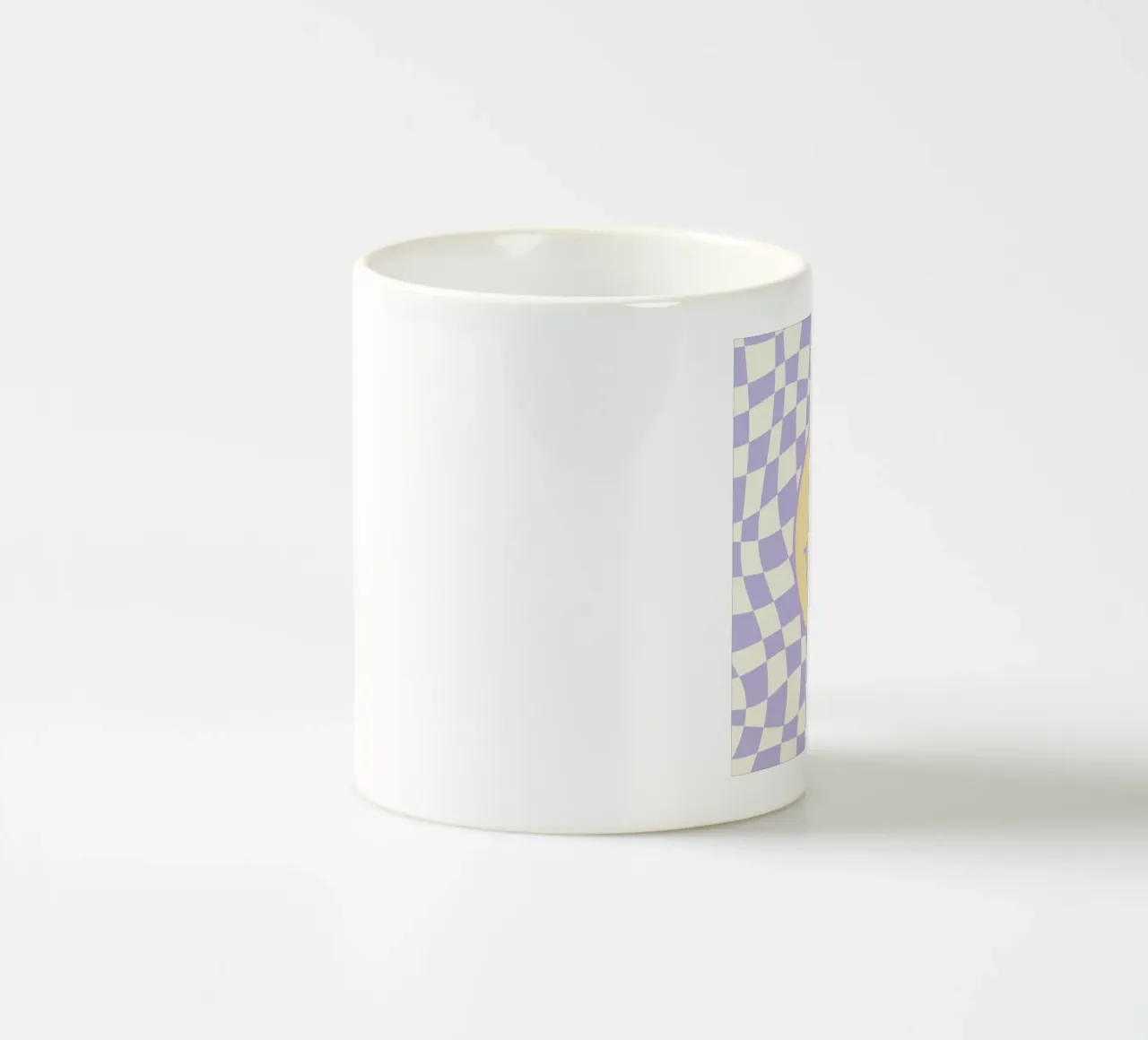 Smiley und gewelltes Schachbrett 02 Keramik Tasse von Little Dean