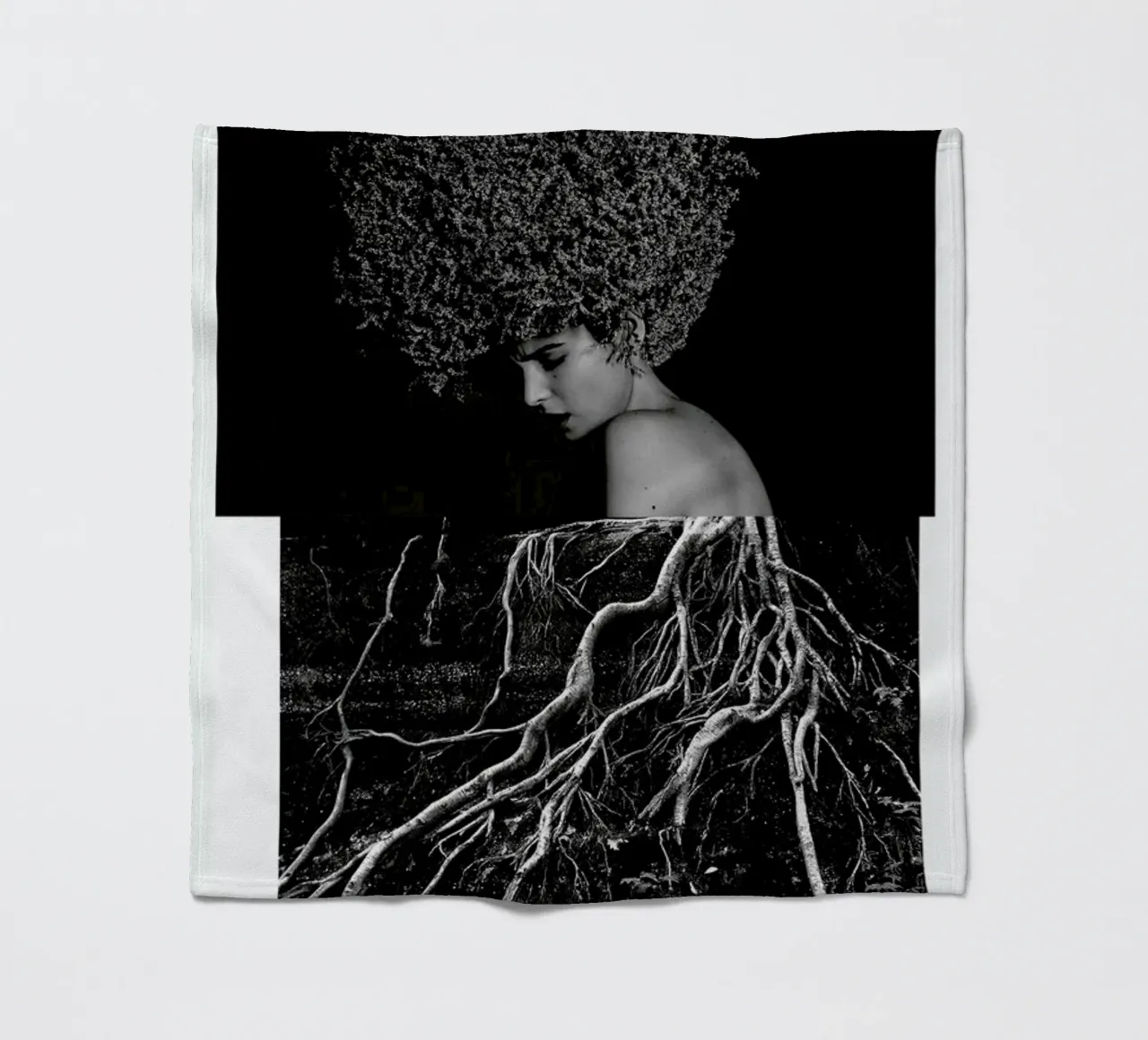 Roots Fleecedecke von Taher Mhamdi