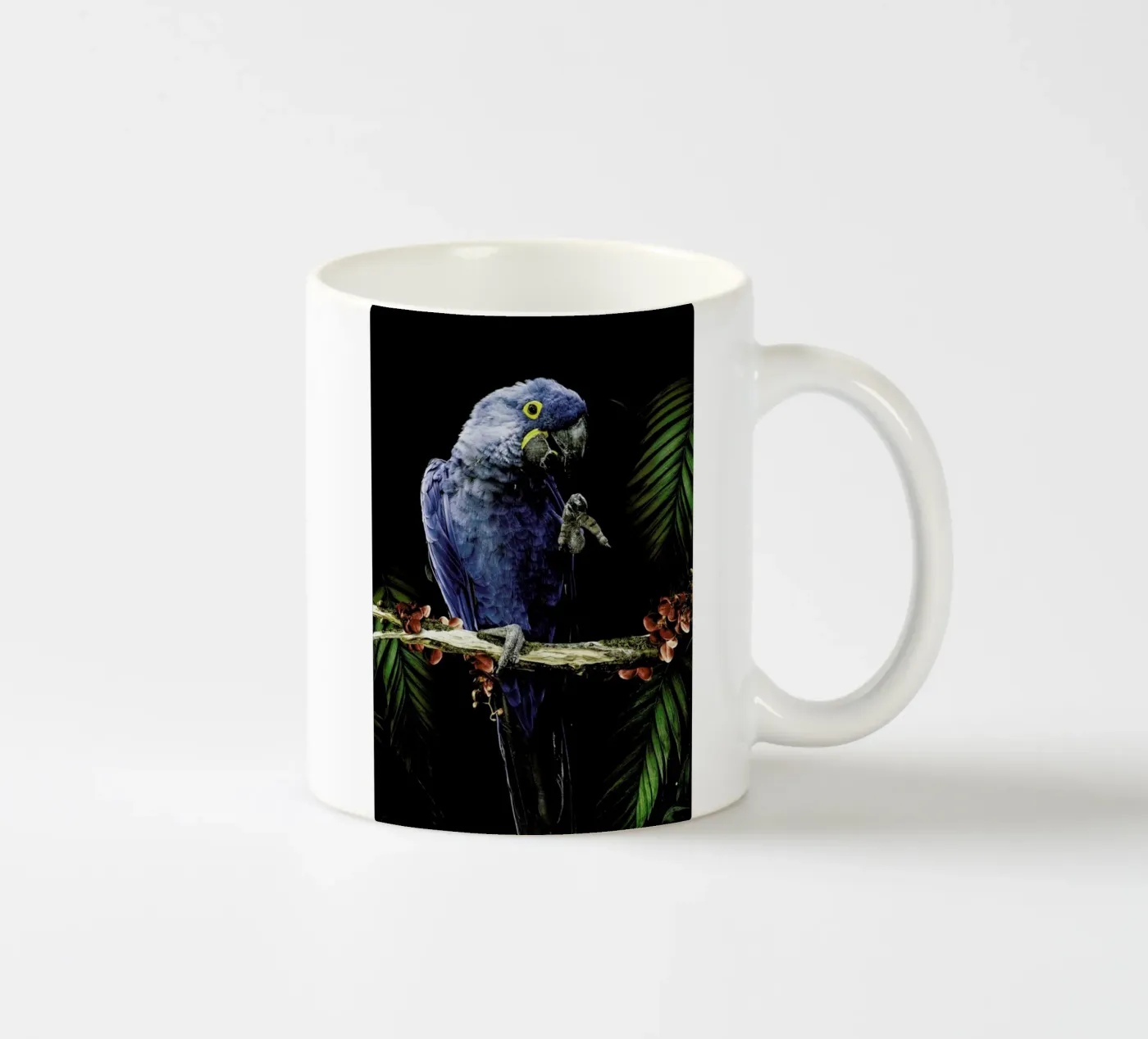 Macaw ceramic mug by Wouter Rikken