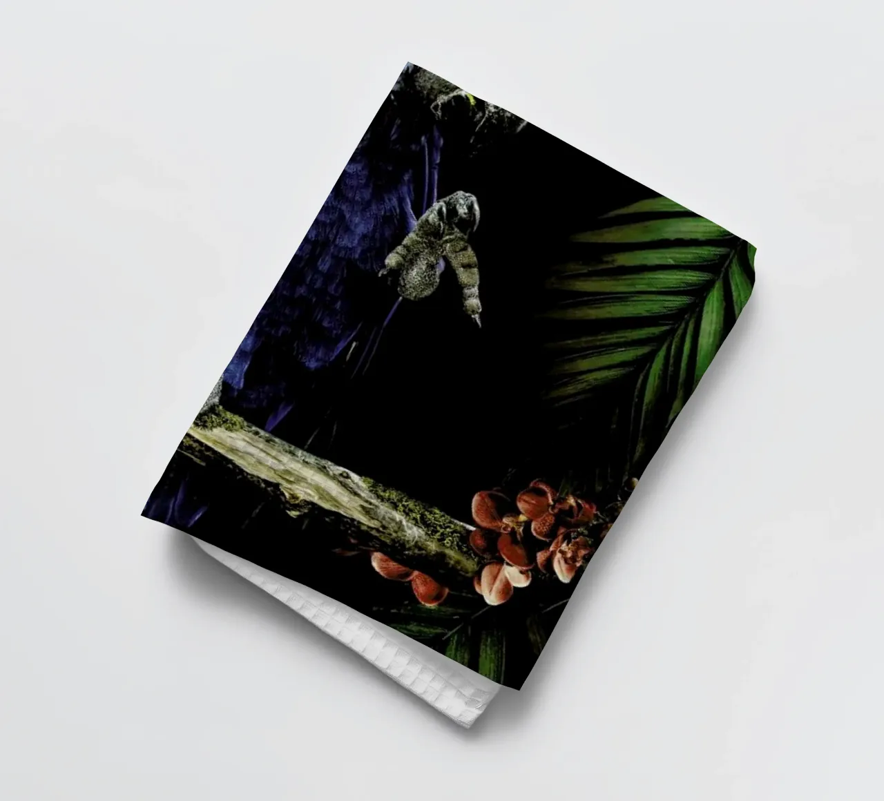 Macaw tea towel by Wouter Rikken