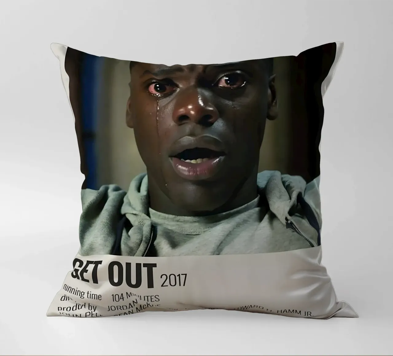 GET OUT 2017 cuscino da MVFminimalist