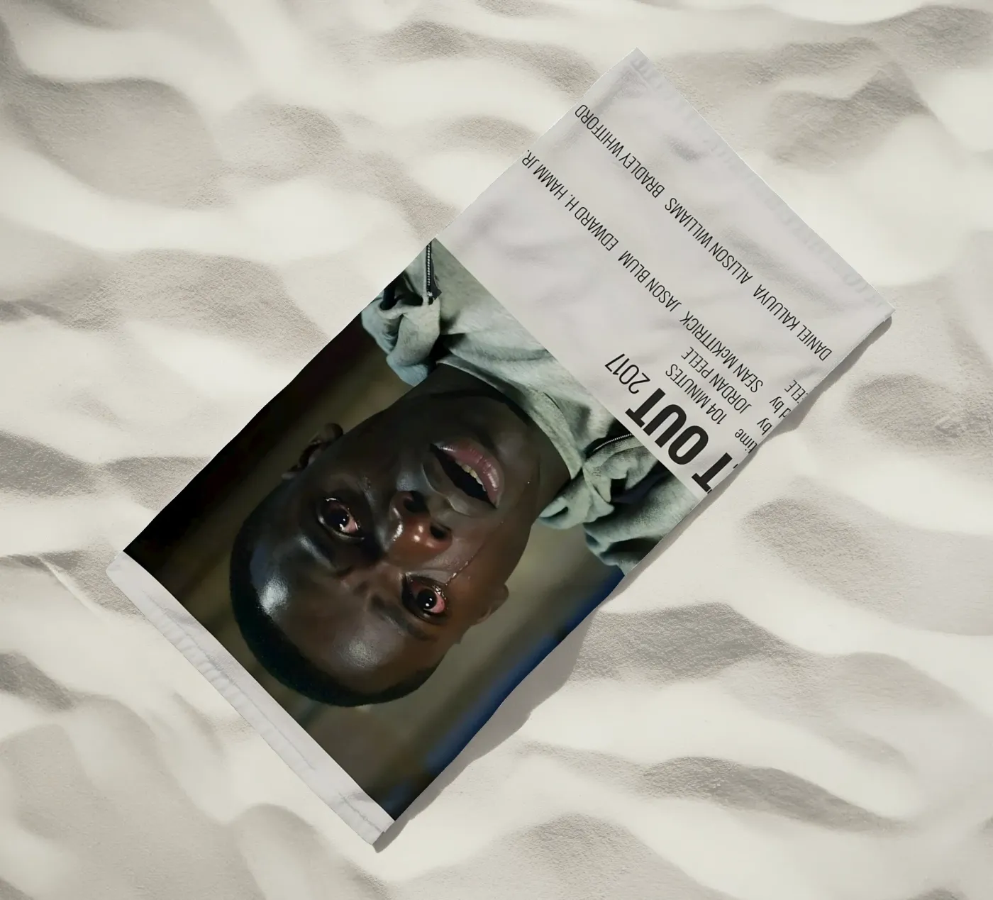 GET OUT 2017 telo mare da MVFminimalist