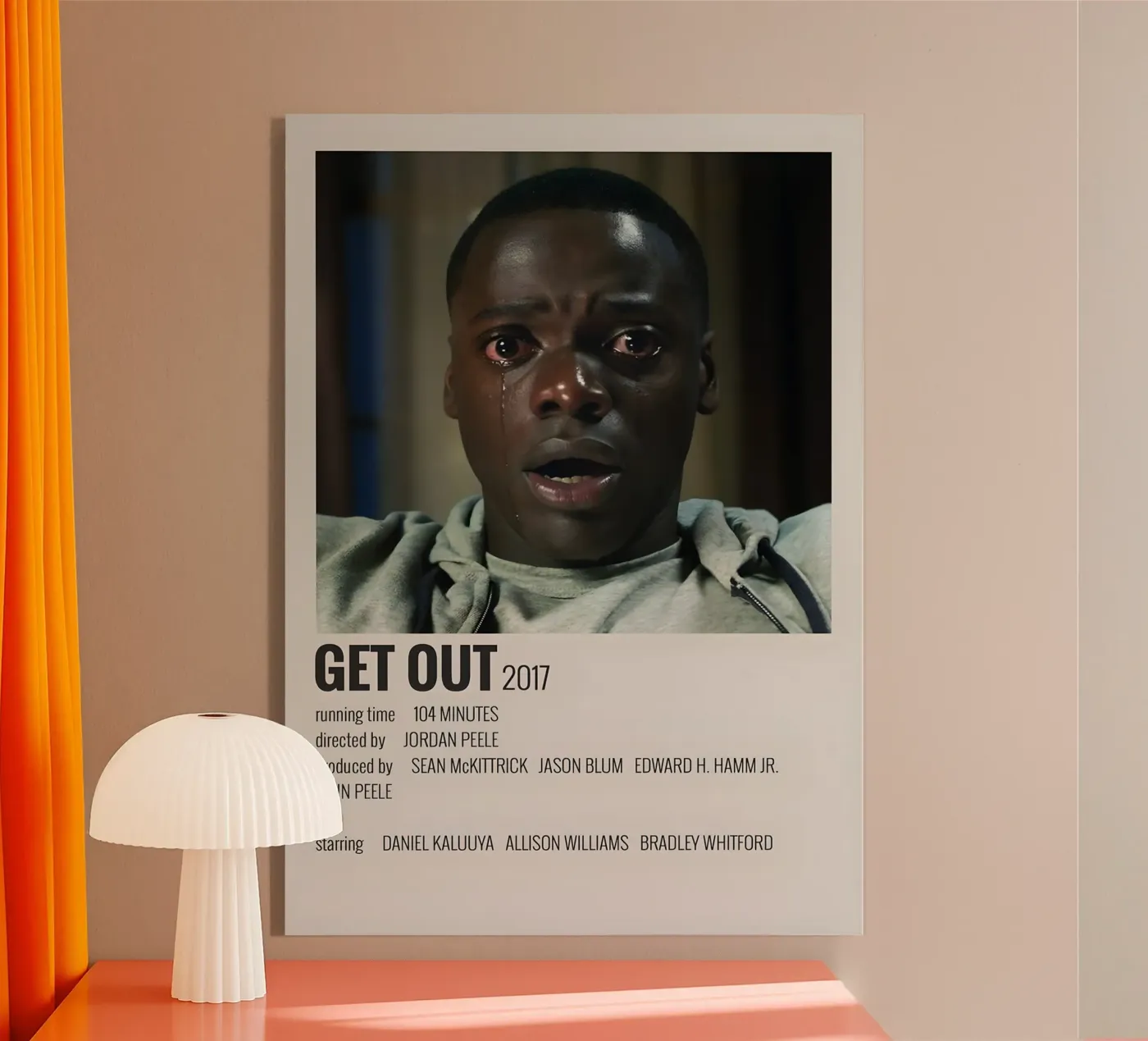 GET OUT 2017 acryl van MVFminimalist
