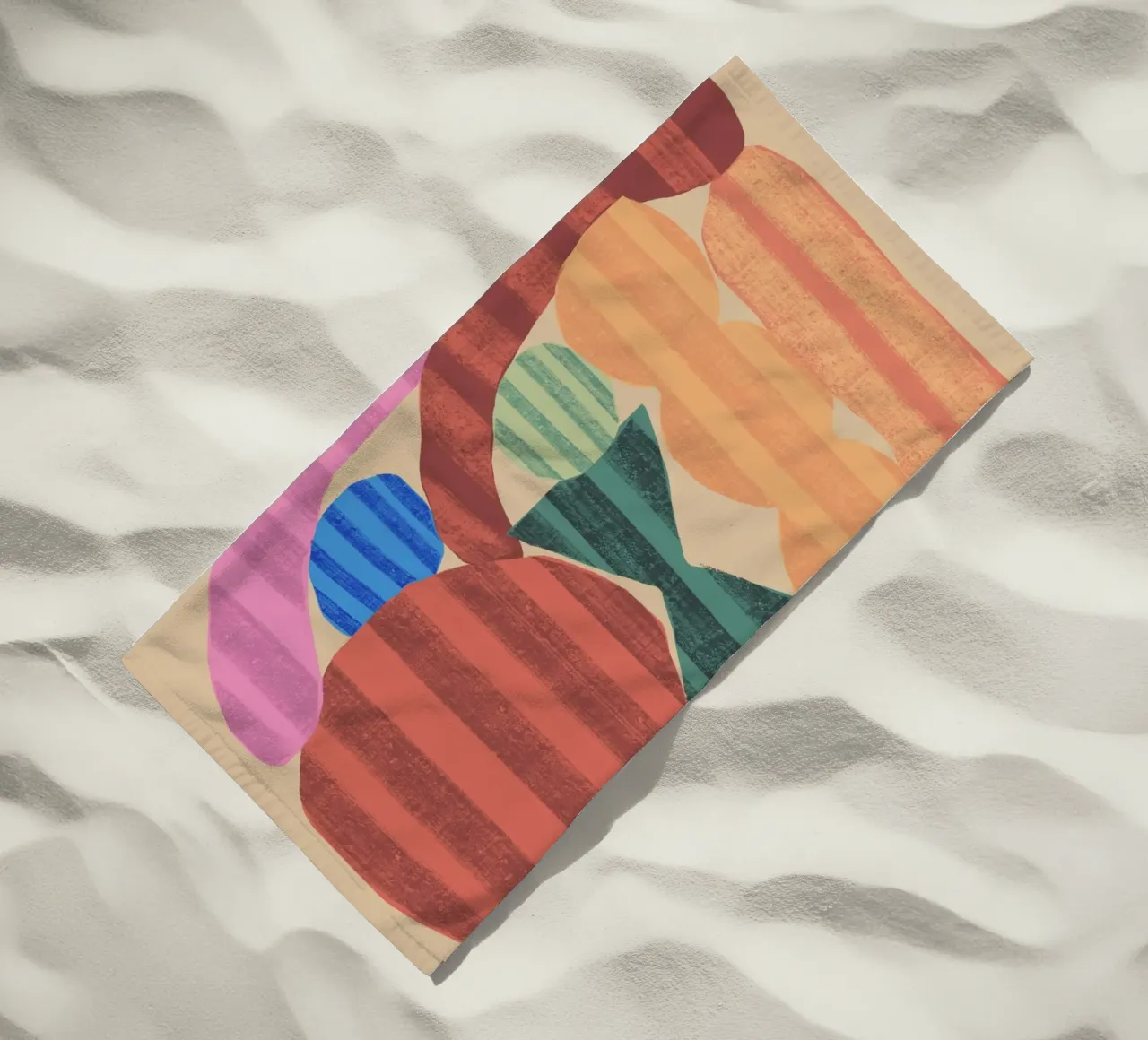 Forme giocose composizione 1 telo mare da Little Dean