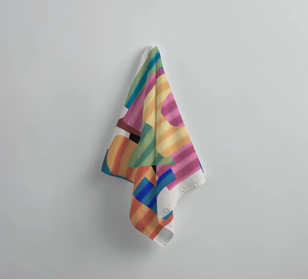 Speelse vormen compositie 3 badhanddoek van Little Dean