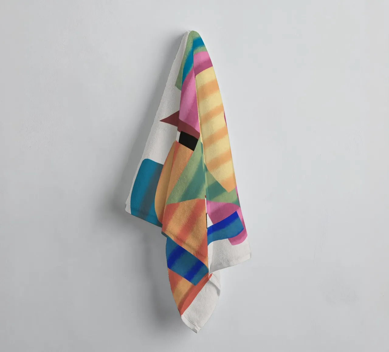 Speelse vormen compositie 3 badhanddoek van Little Dean