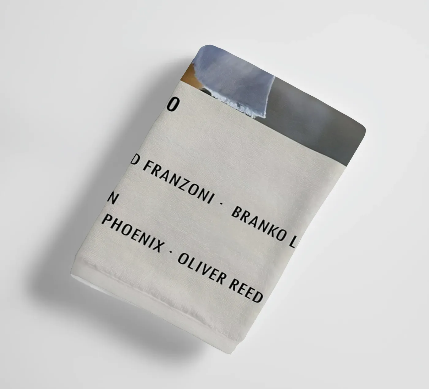 GLADIATOR 2000 towel by MVFminimalist