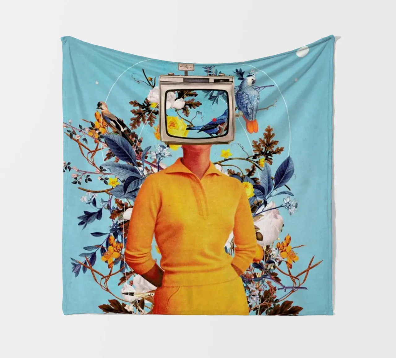Don't Feed The Monitors With Your Dreams coperta in pile da Frank Moth