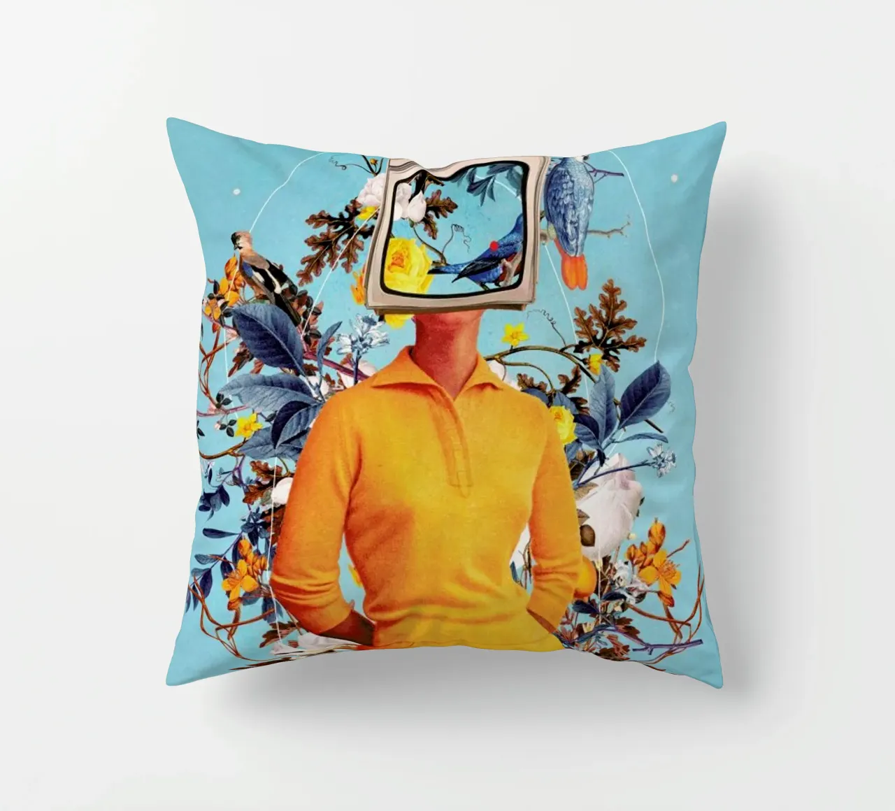 Don't Feed The Monitors With Your Dreams cuscino da Frank Moth