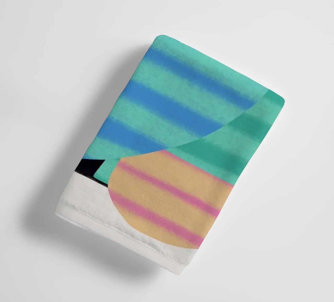 Speelse vormen compositie 8 badhanddoek van Little Dean