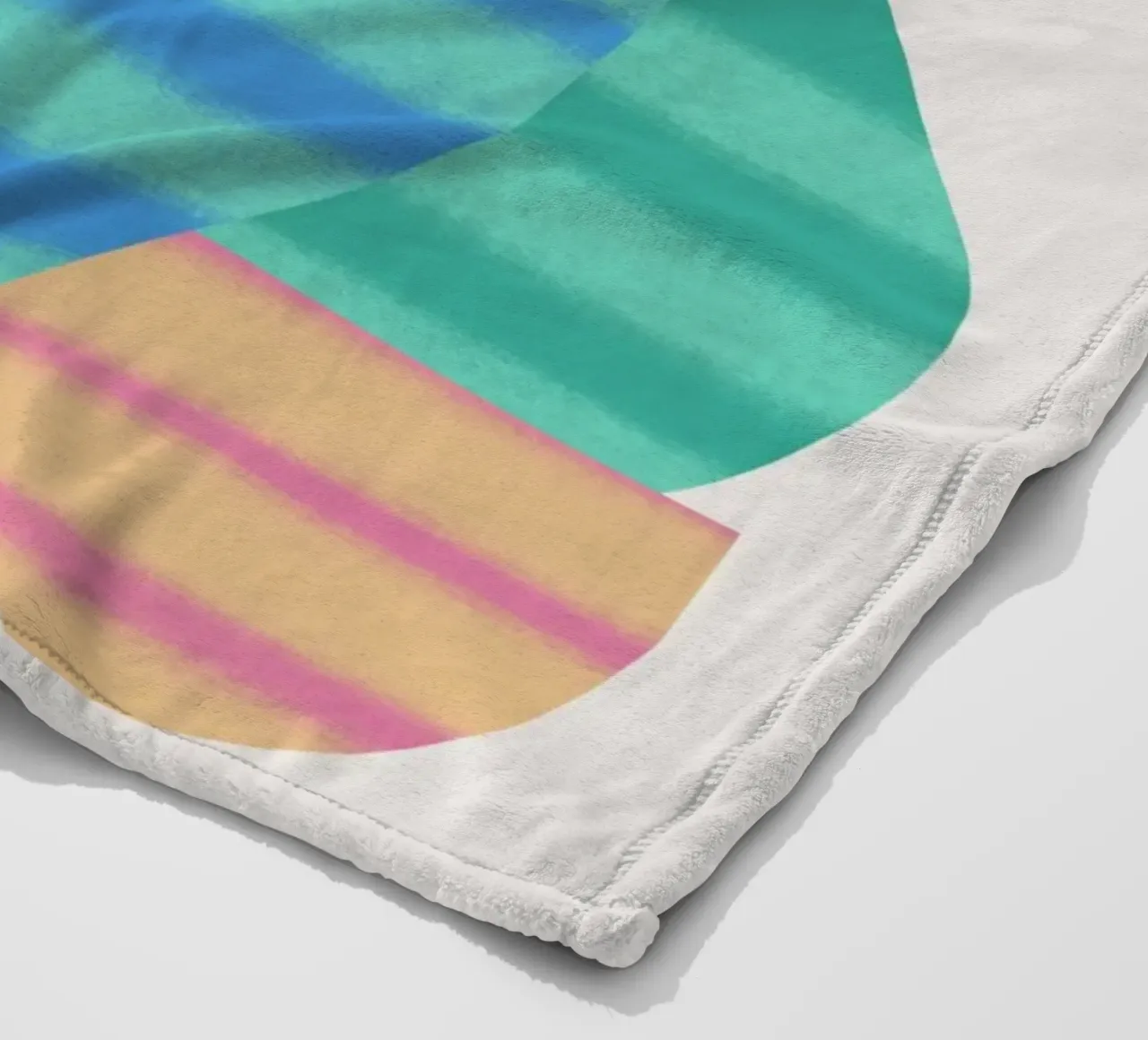 Composizione di forme giocose 8 coperta in pile da Little Dean